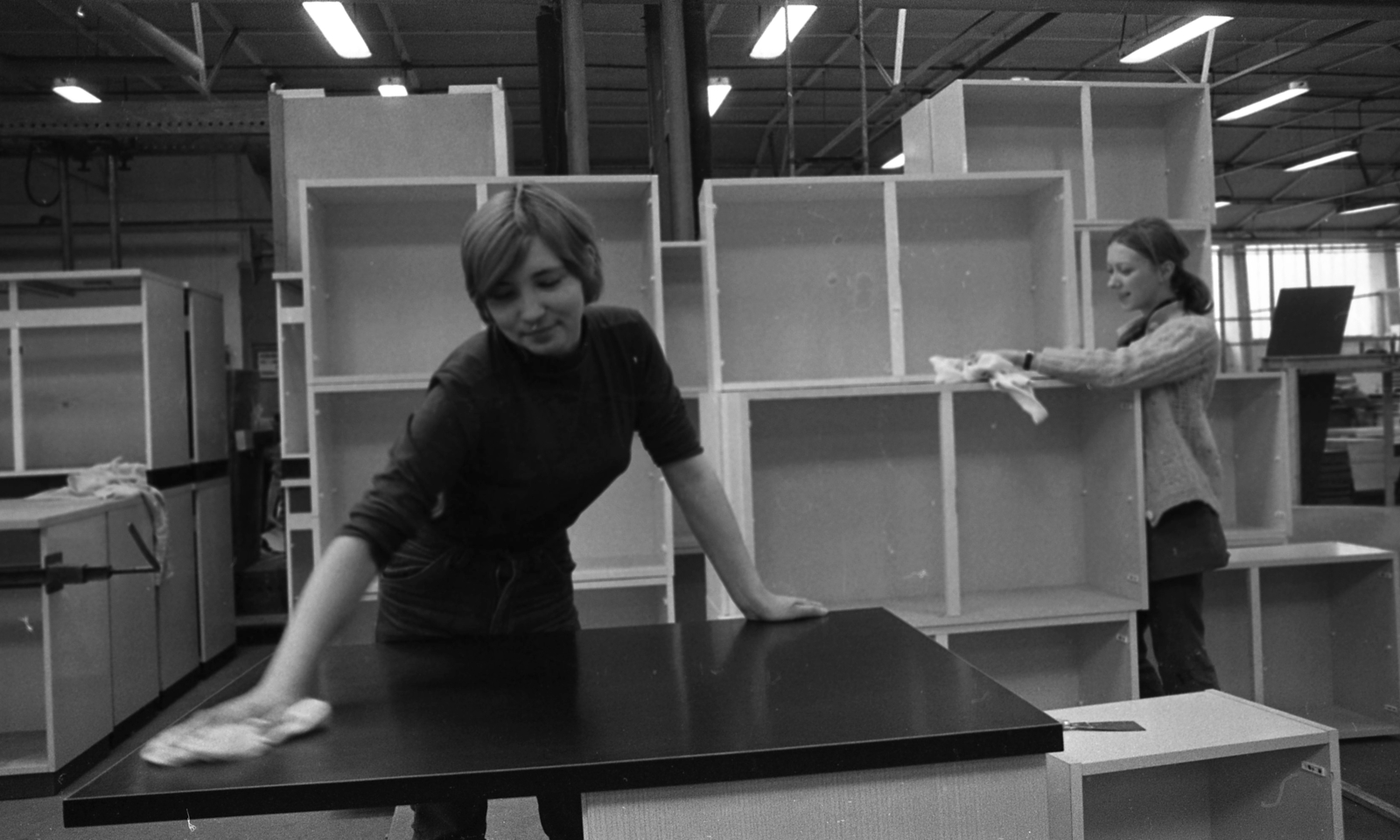 Hungary, Csongrád, Felszabadulás utca 59., Tisza Bútoripari Vállalat., 1973, Urbán Tamás, Fortepan #87972