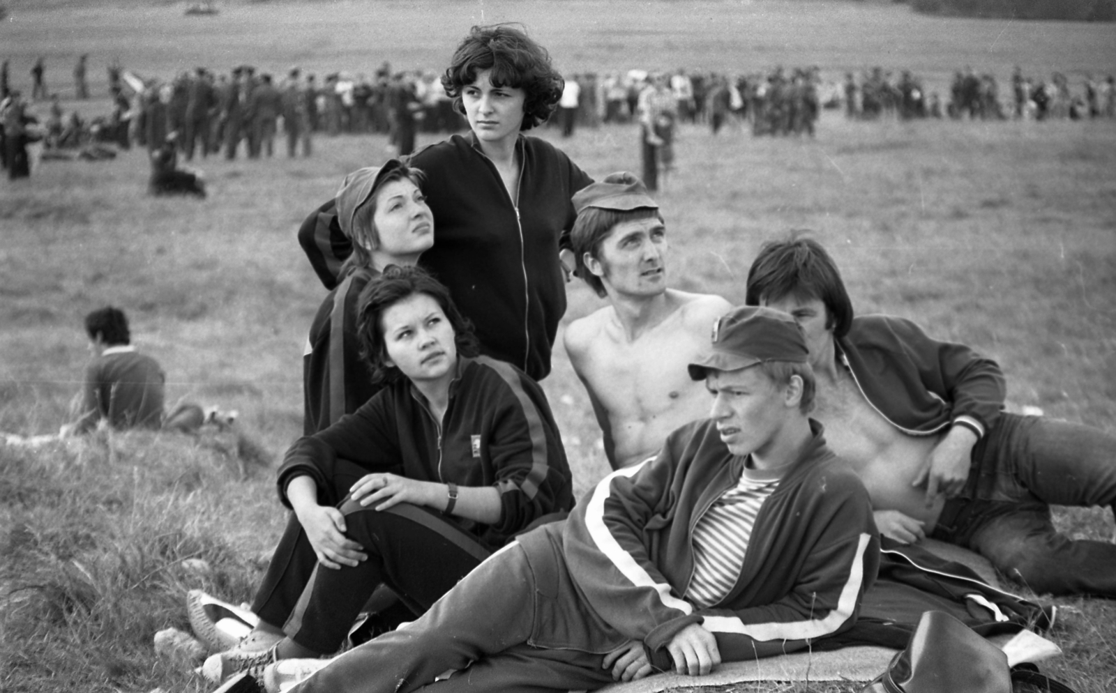 Hungary, Sopron, a felvétel az Országjáró Diákok Országos Találkozóján (ODOT) készült., 1974, Urbán Tamás, workout clothes, Fortepan #88490