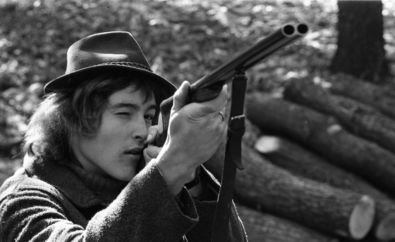 Hungary, Sopron, Erdészeti, Faipari Szakközépiskola erdész tanulója, 1974, Urbán Tamás, hat, gun, Fortepan #88511