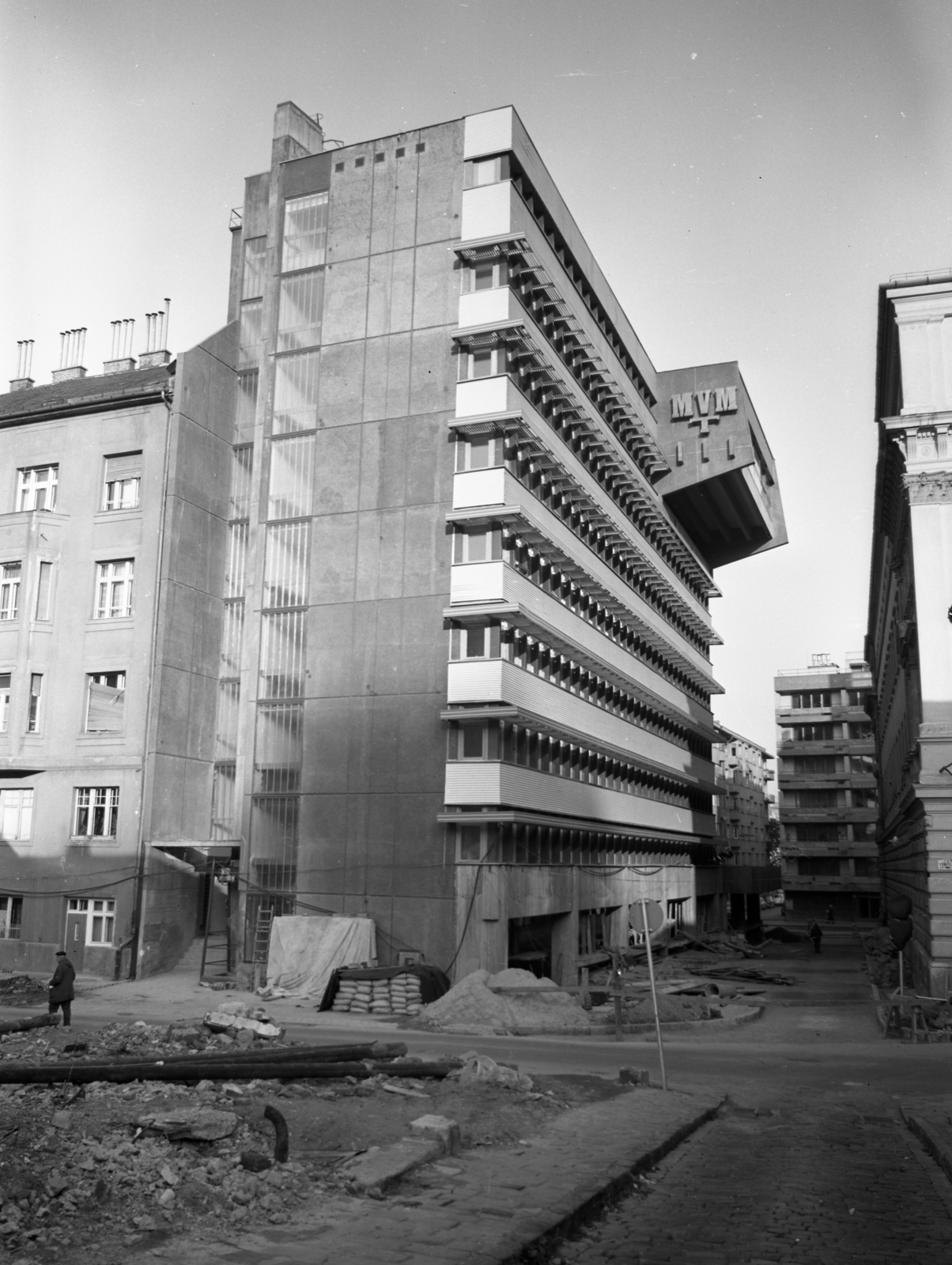 Hungary, Budapest I., Vám utca az Iskola utca kereszteződéstől a Fő utca felé nézve., 1974, Urbán Tamás, Budapest, Fortepan #88557