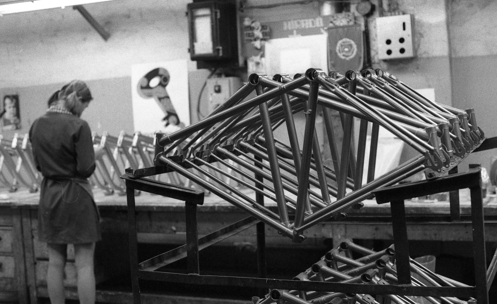 Hungary, Budapest XXI., Csepeli Kerékpár- és Varrógépgyár, kerékpárgyártó üzem., 1976, Urbán Tamás, bicycle, part, factory, Budapest, Fortepan #88775