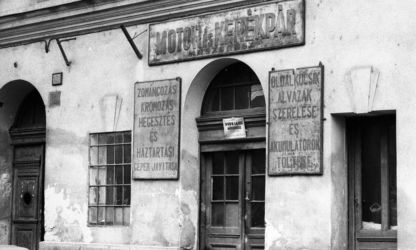 Magyarország, Budapest XIII., Váci út 131., 1976, Urbán Tamás, műszerész, Budapest, maszek, kerékpárszerelő, Horn Lajos, kisiparos, zárvatartás, Fortepan #88890