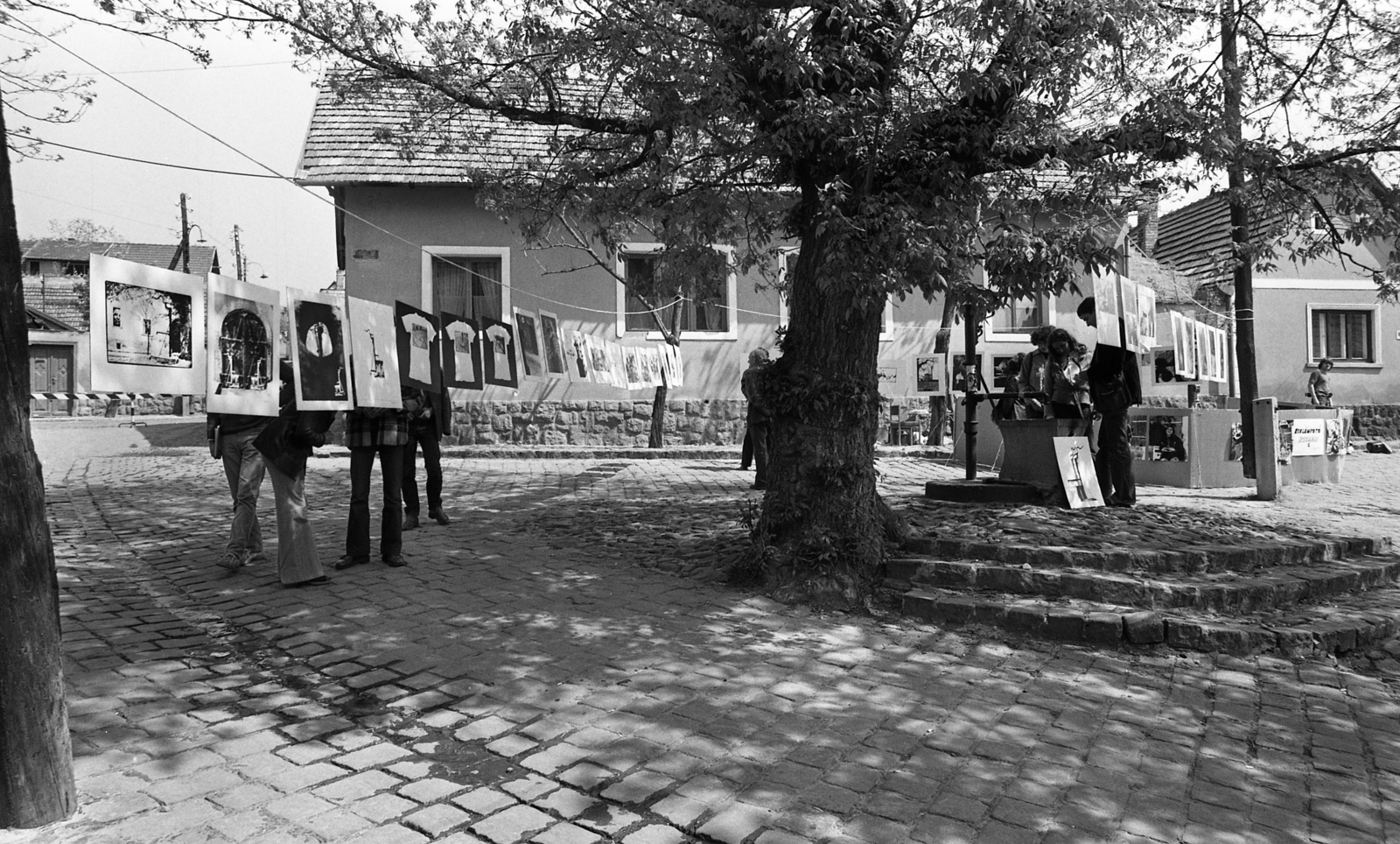 Hungary, Szentendre, Rab Ráby tér, fotókiállítás a téren készült felvételekből., 1979, Urbán Tamás, Fortepan #89191
