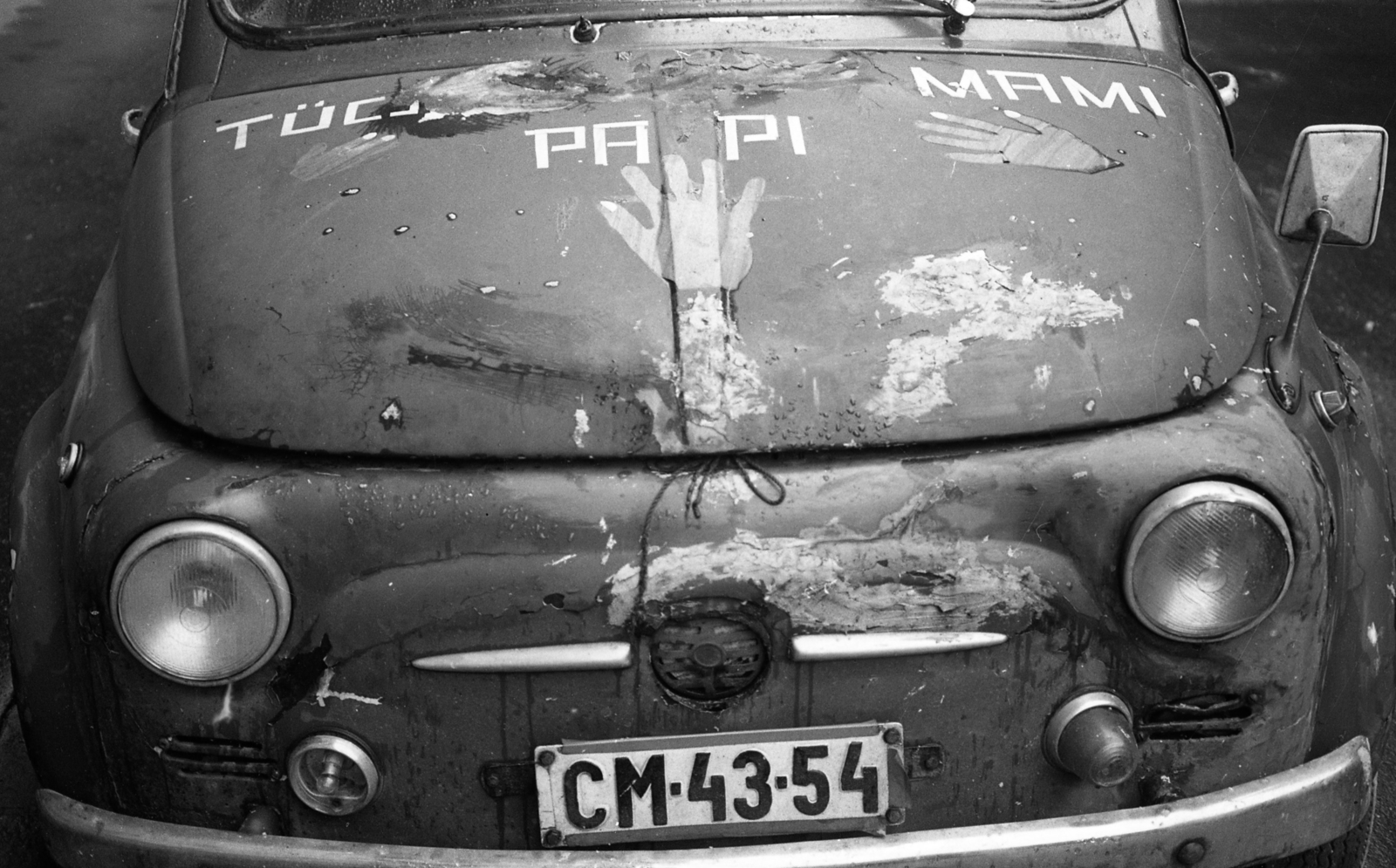 1979, Urbán Tamás, wreck, number plate, palm print, Fortepan #89245