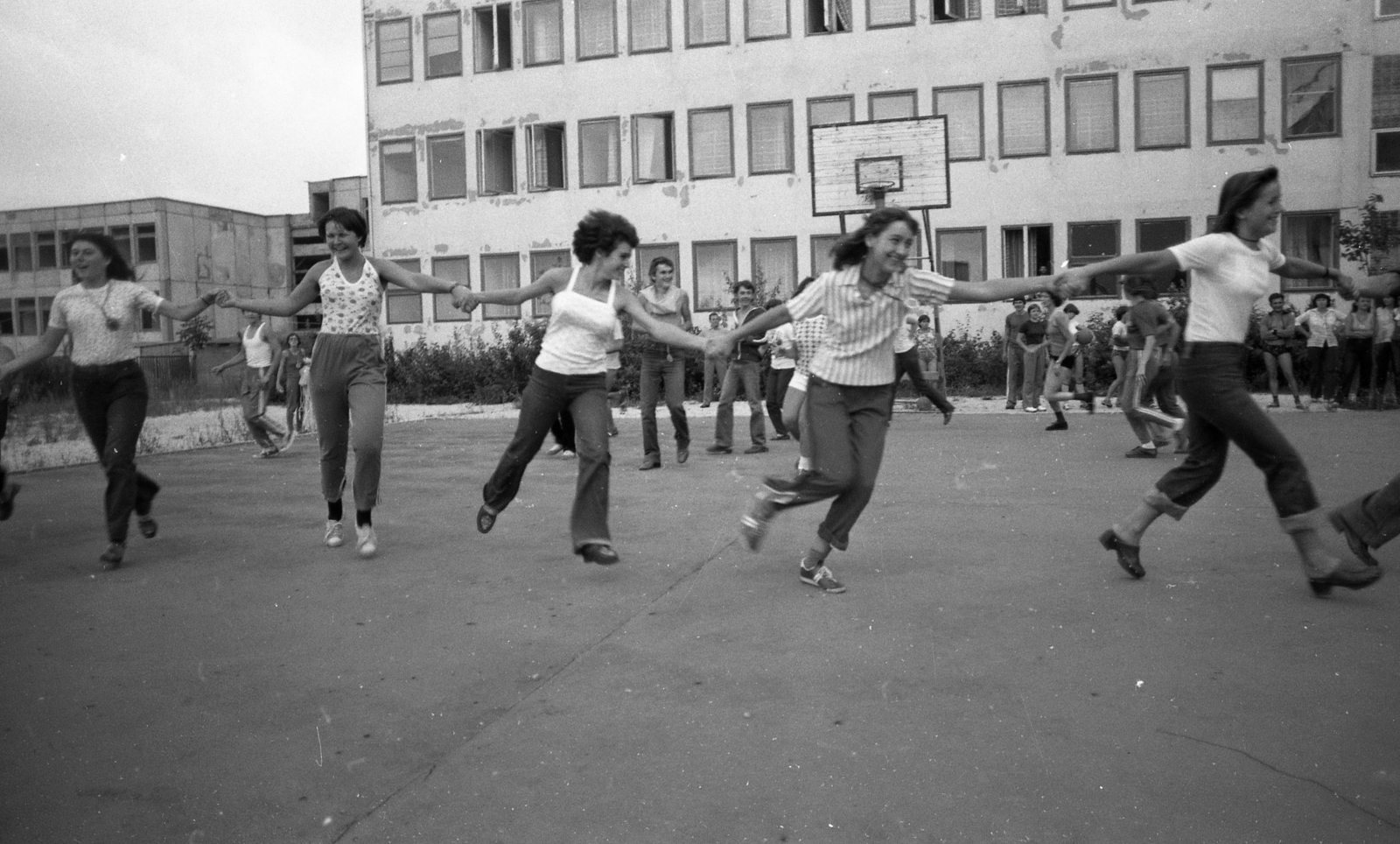 1974, Urbán Tamás, school, fun, basketball hoop, Fortepan #89295