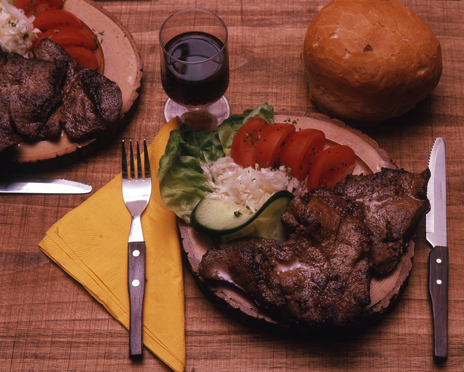 Hungary, 1977, Urbán Tamás, colorful, meal, still life, place, knife, tomato, Fortepan #89417