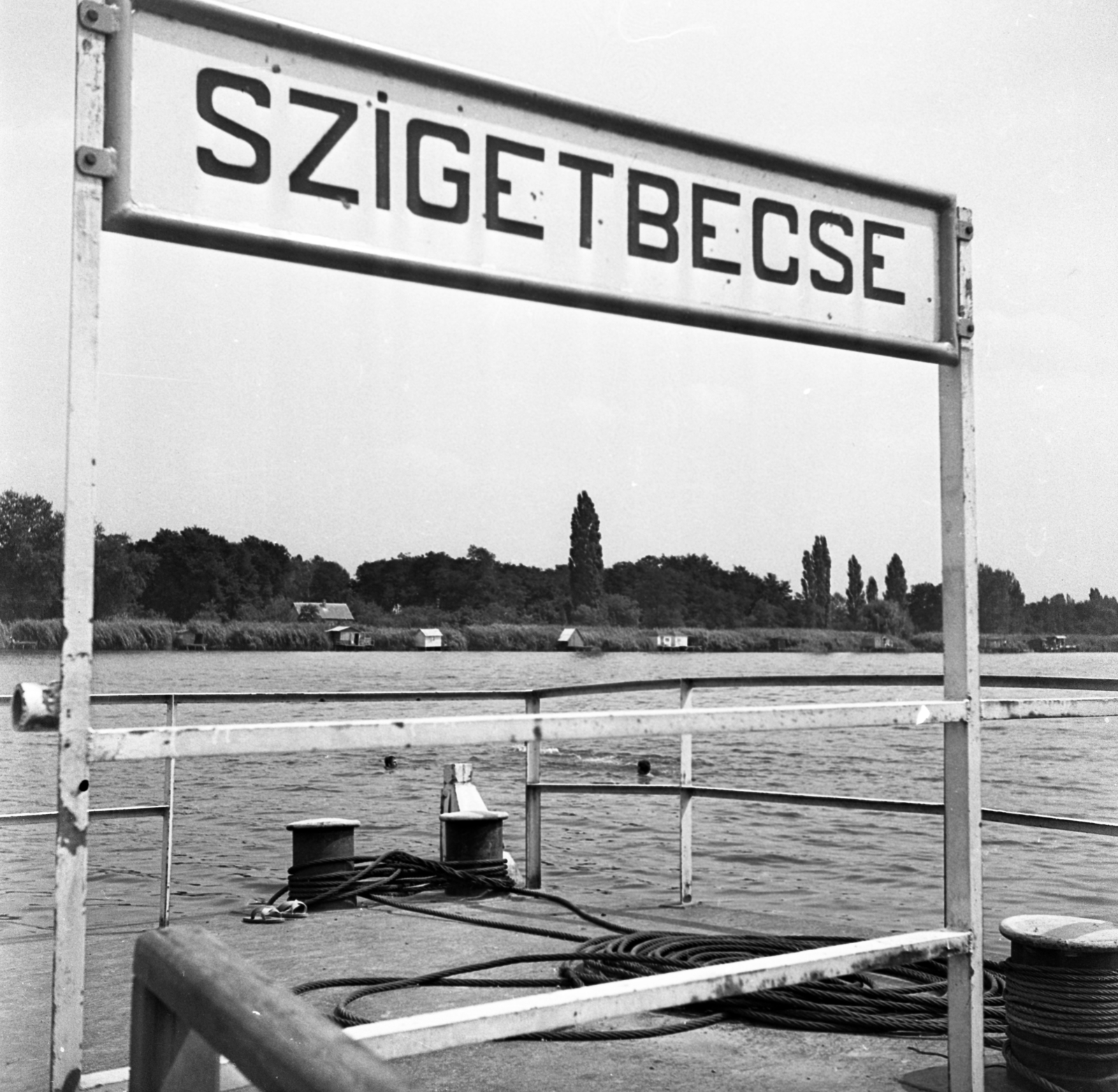 Hungary, Szigetbecse, Ráckevei (Soroksári) - Duna., 1973, Urbán Tamás, place-name signs, Fortepan #89633