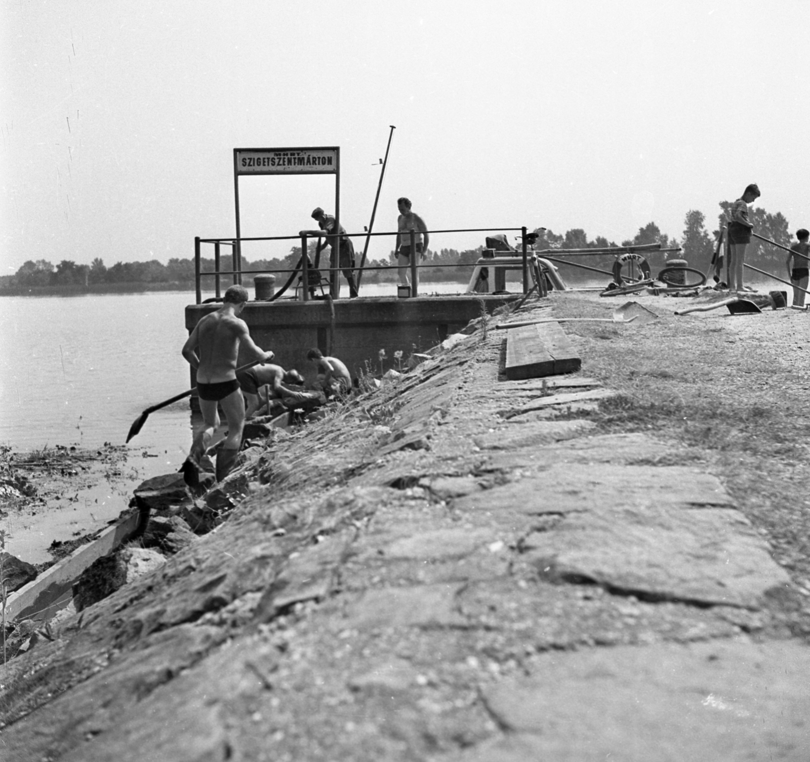 Magyarország, Szigetszentmárton, Ráckevei (Soroksári)-Duna, kikötő., 1972, Urbán Tamás, kikötő, Fortepan #89757