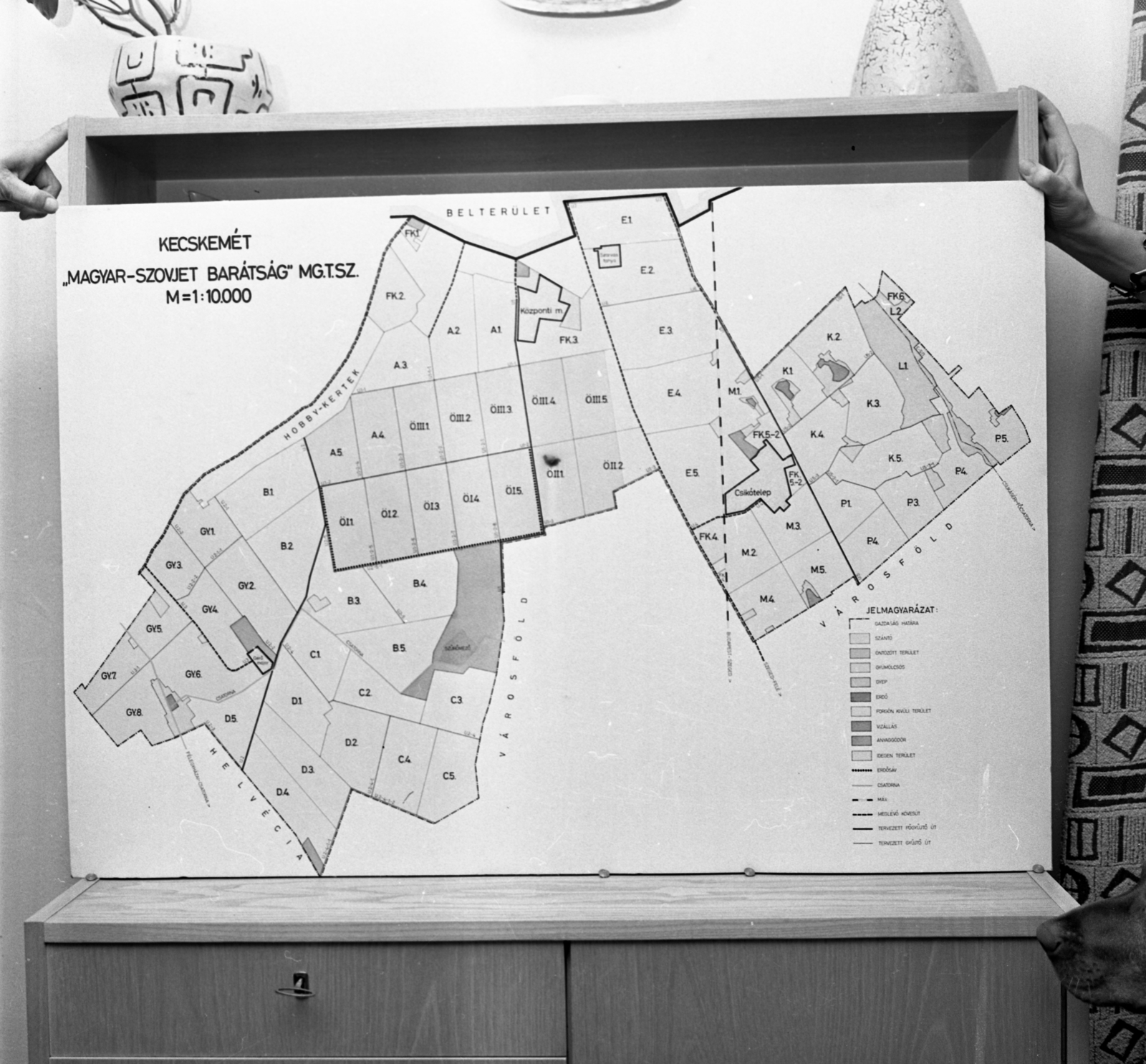 Hungary, 1975, Urbán Tamás, map, Fortepan #89844