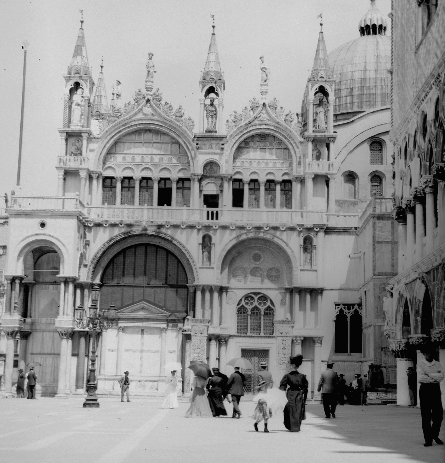 Italy, Venice, Szent Márk-székesegyház a Piazetta felől, jobbra a Dózse-palota., 1907, Zichy, basilica, Fortepan #9009