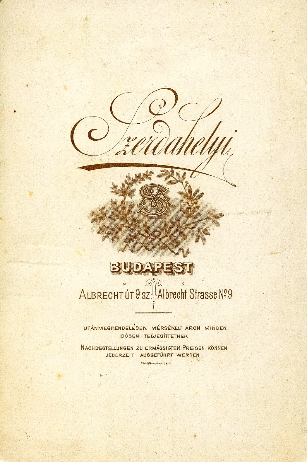 Magyarország, Budapest I., Hunyadi János (Albrecht) út 9., Szerdahelyi fényképész. A felvétel 1890-ben készült., 1900, Mészöly Leonóra, műterem, fényképész, hátlap, Budapest, Fortepan #90392
