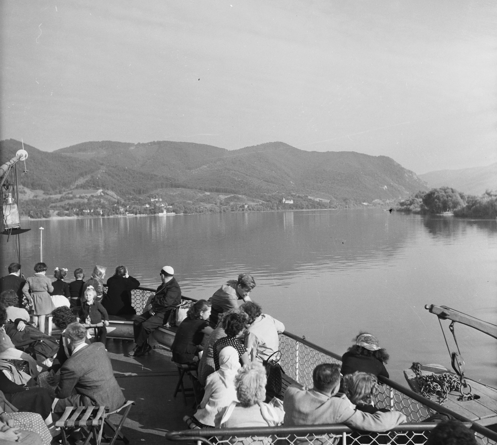 Hungary, a Duna a pilismaróti öbölnél Zebegény felé nézve., 1955, UVATERV, egy dunai hajóút, ship, Fortepan #91212