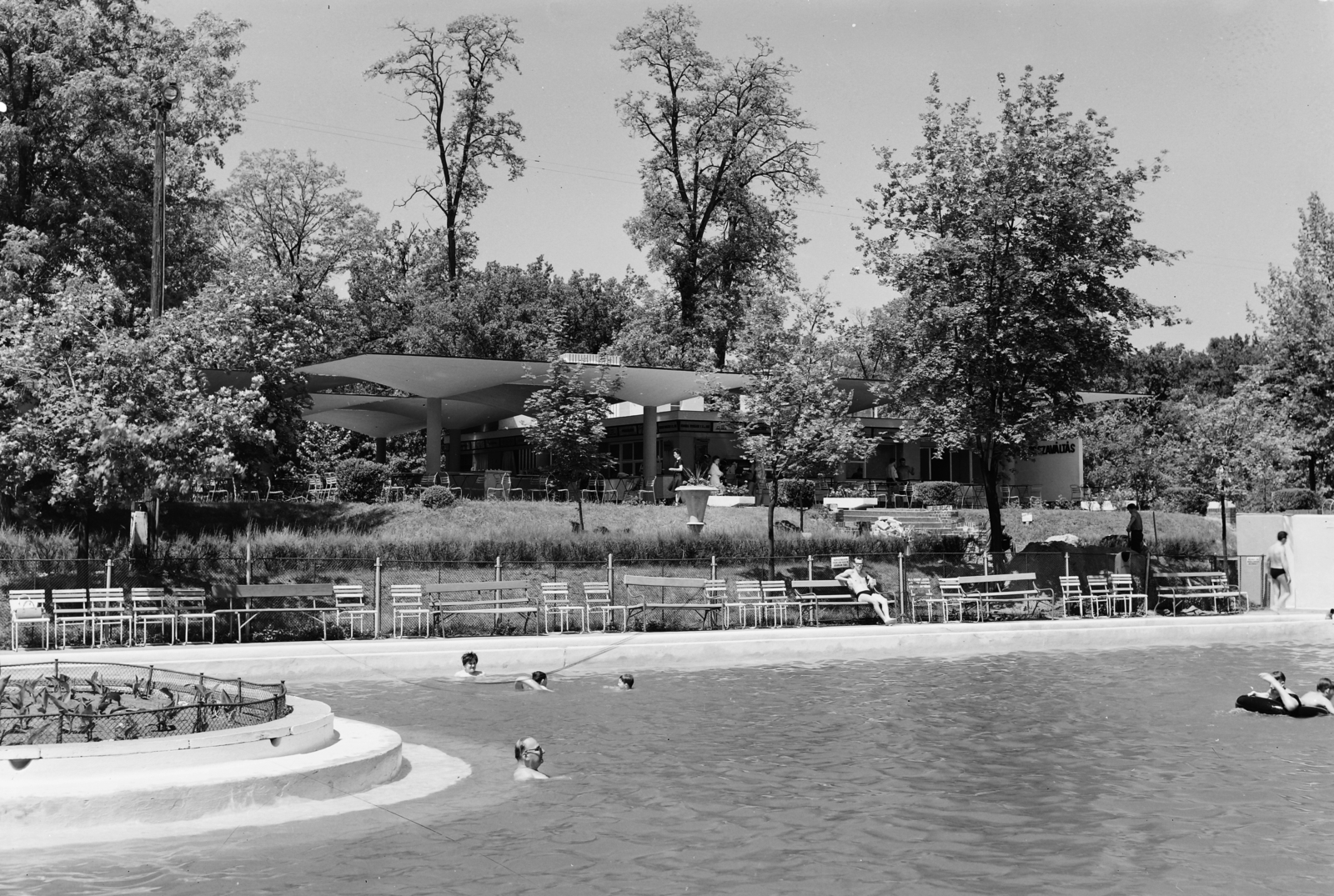 Hungary, Debrecen, Nagyerdei Strandfürdő., 1963, UVATERV, Fortepan #91330