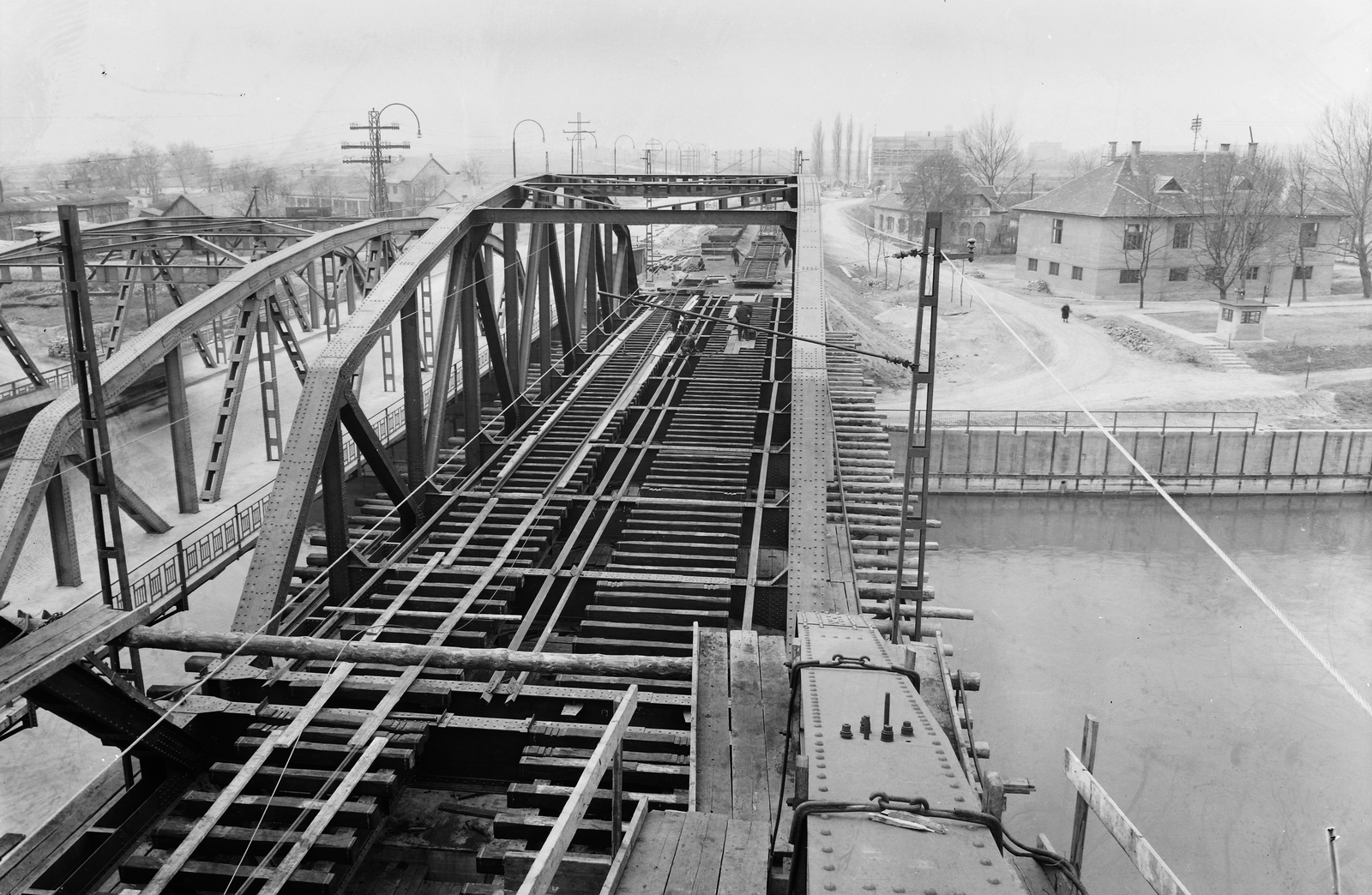Hungary, Budapest IX.,Budapest XXI., Ráckevei (Soroksári)-Duna, a Kvassay híd bővítése a csepeli gyorsvasút kiépítésekor., 1951, UVATERV, Budapest, bridge building, Fortepan #91446
