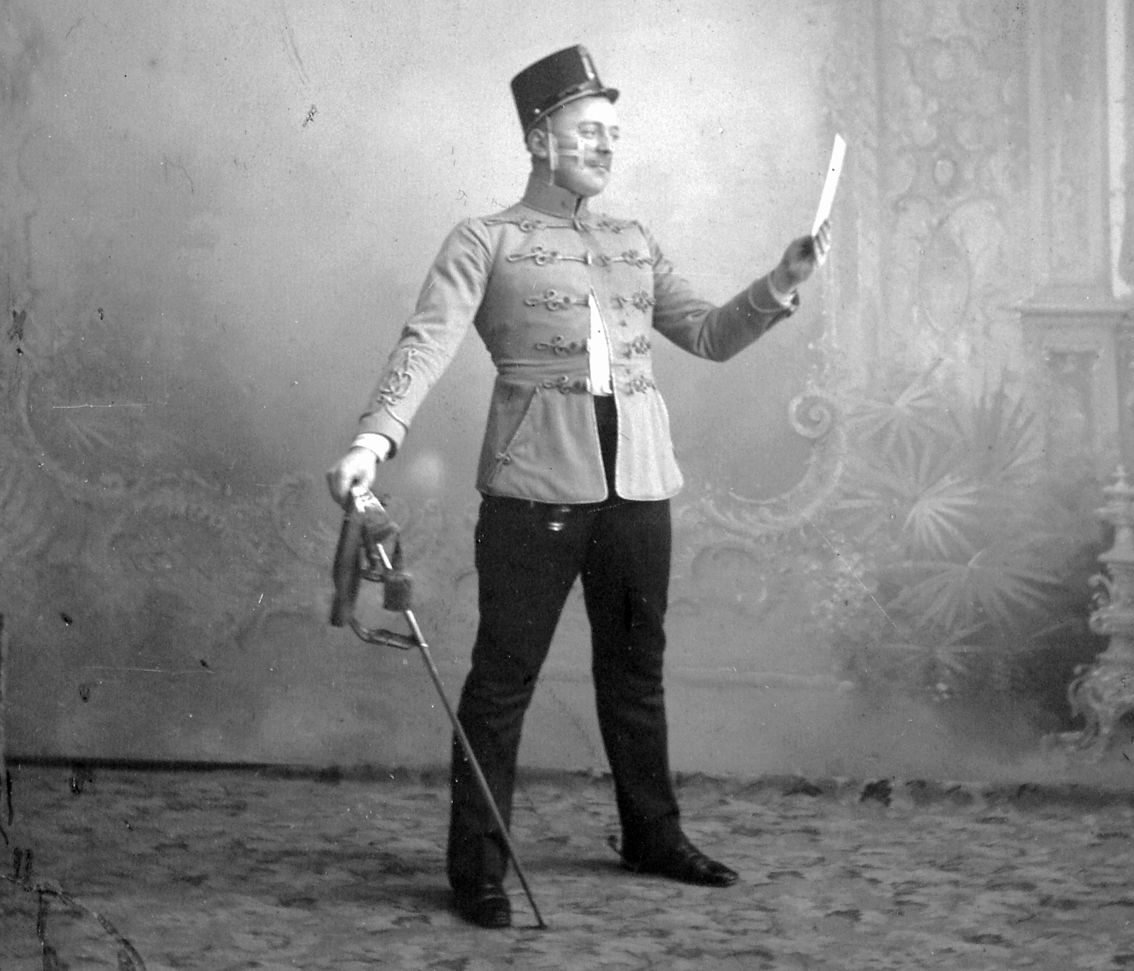 1905, Fortepan, uniform, studio, man, soldier, sword, spreading, Fortepan #9163