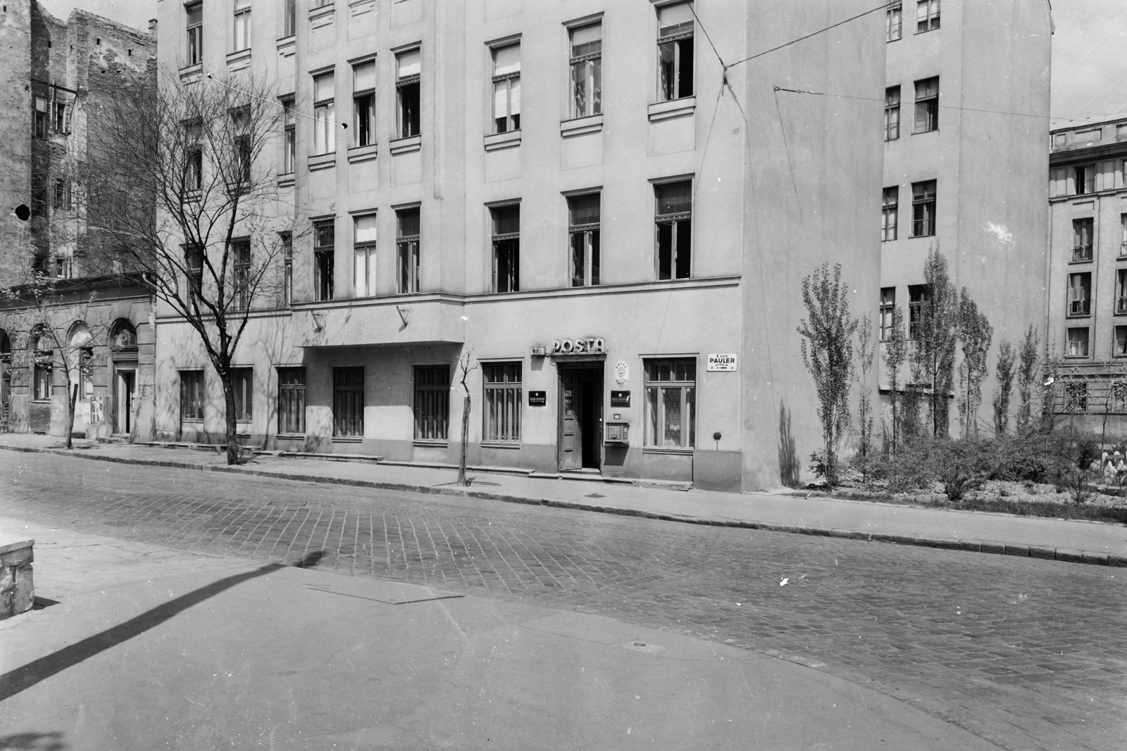 Magyarország, Budapest I., Pauler utca 3., Posta., 1962, UVATERV, utcanévtábla, Budapest, postahivatal, Fortepan #91784