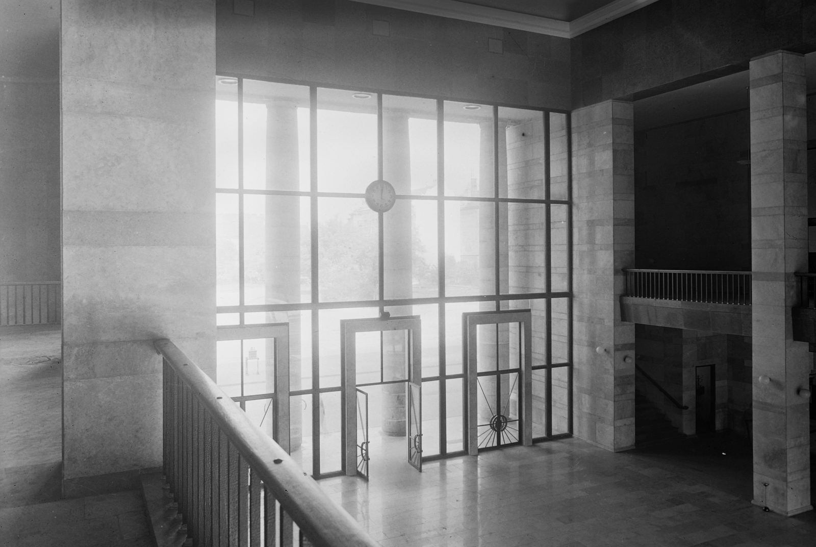 Hungary, Győr, vasútállomás., 1958, UVATERV, interior, János Dianóczy-design, József Éhn-design, Fortepan #91914