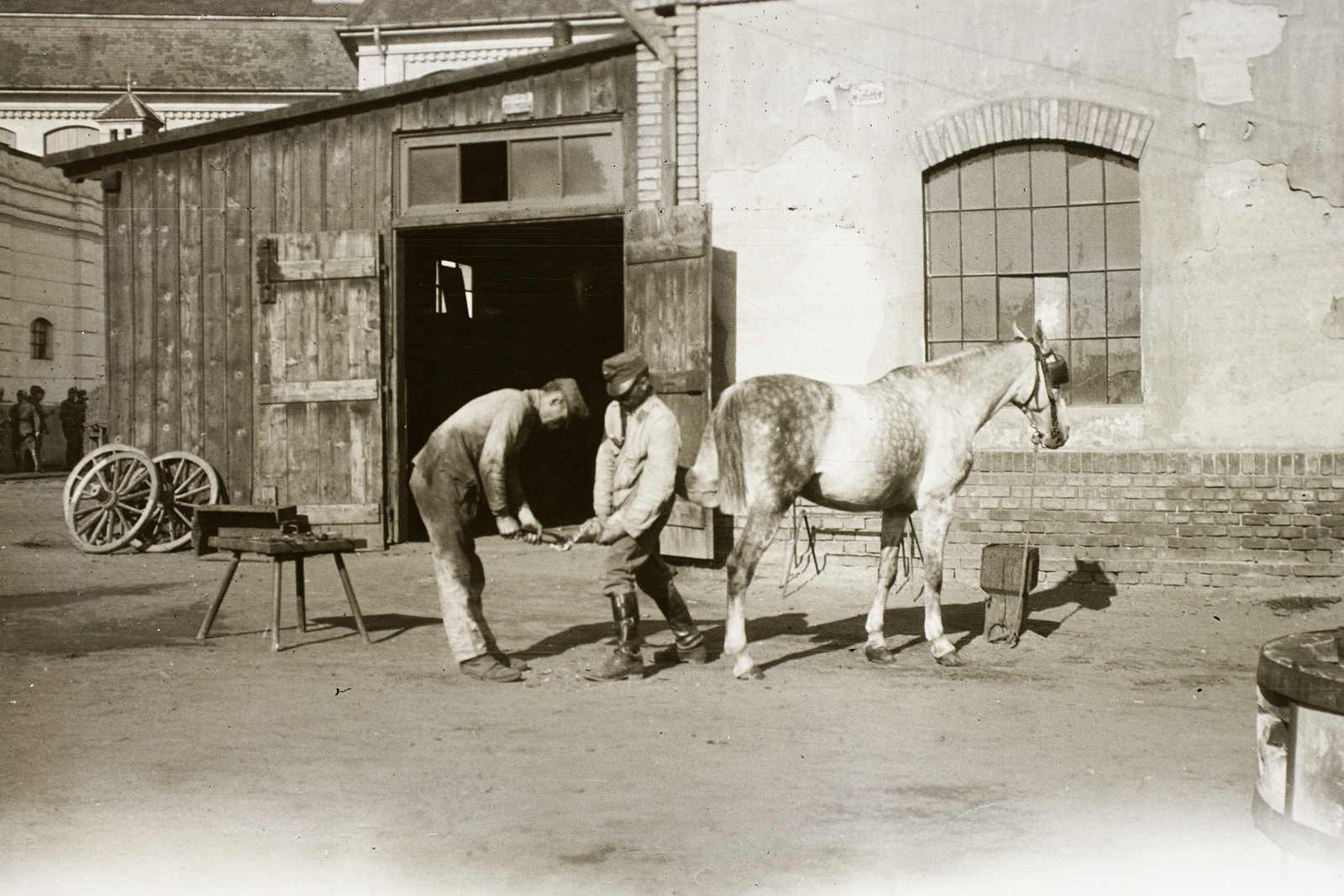 1916, Ebner, First World War, horse, crafts, tool, blacksmith, cartwheel, shoeing, Fortepan #92418