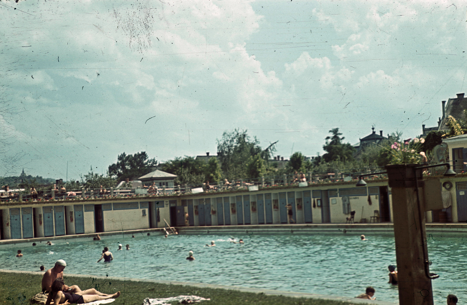 Hungary, Esztergom, Szent István strandfürdő., 1940, Fortepan, beach, colorful, bathing, Fortepan #92529
