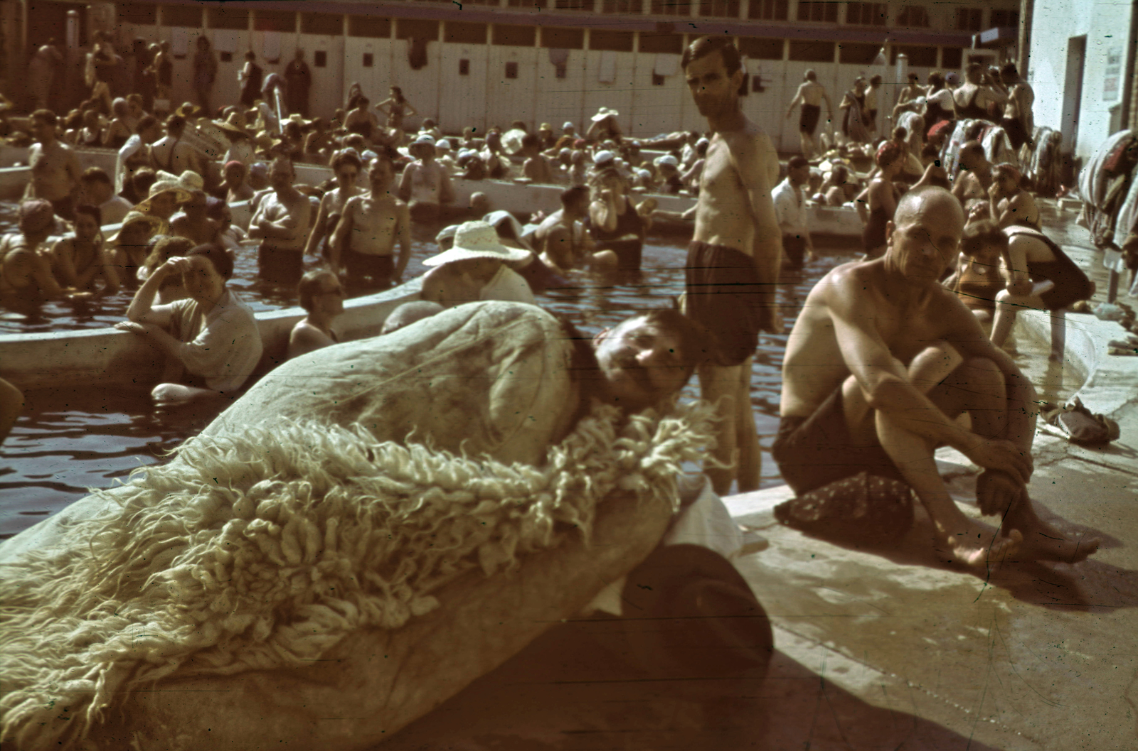 Hungary, Hajdúszoboszló, gyógyfürdő., 1940, Fortepan, colorful, bathing, Fortepan #92532