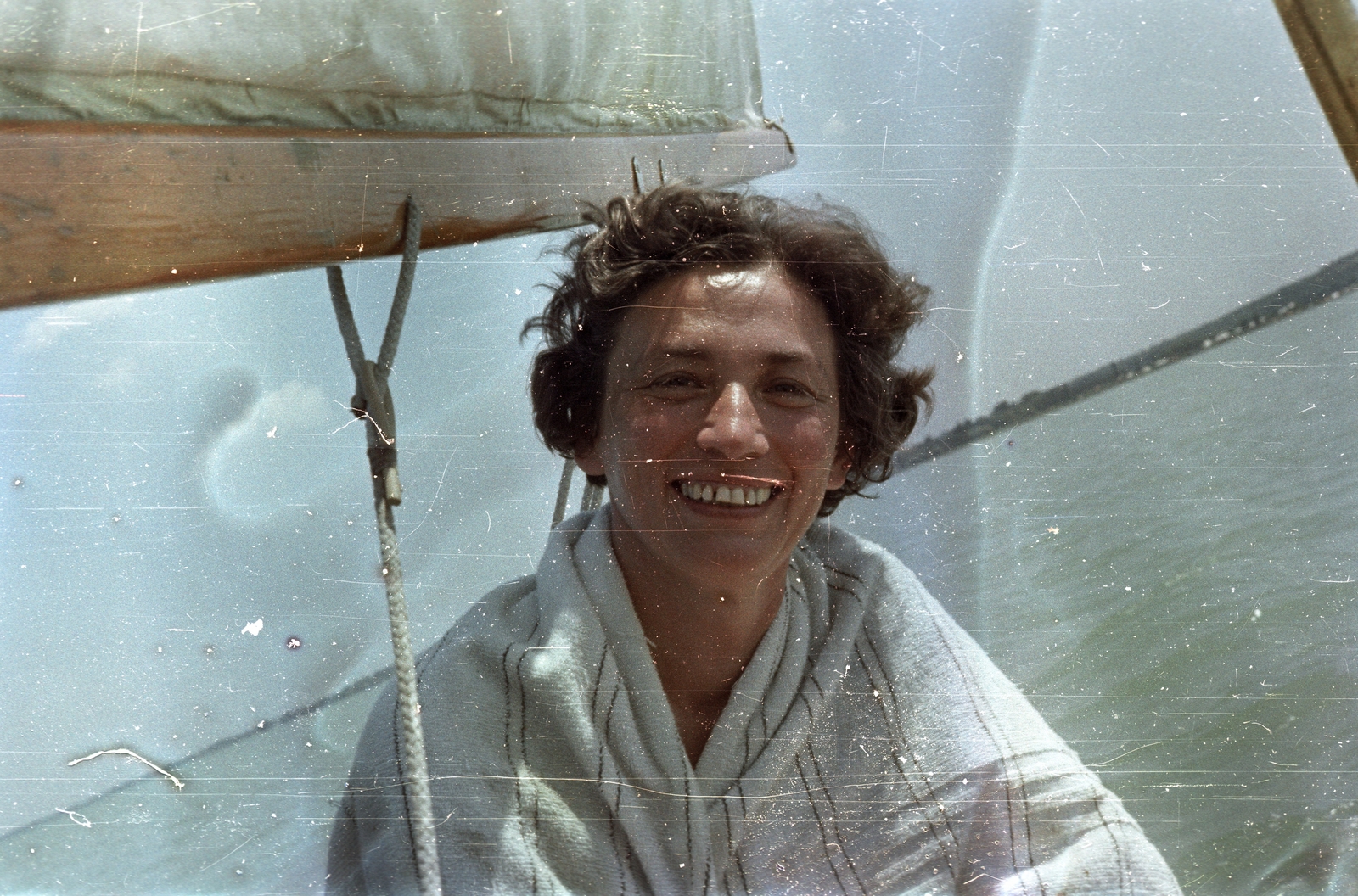 Hungary,Lake Balaton, háttérben Szántód., 1965, G K, sailboat, colorful, sailing, smile, Fortepan #92805