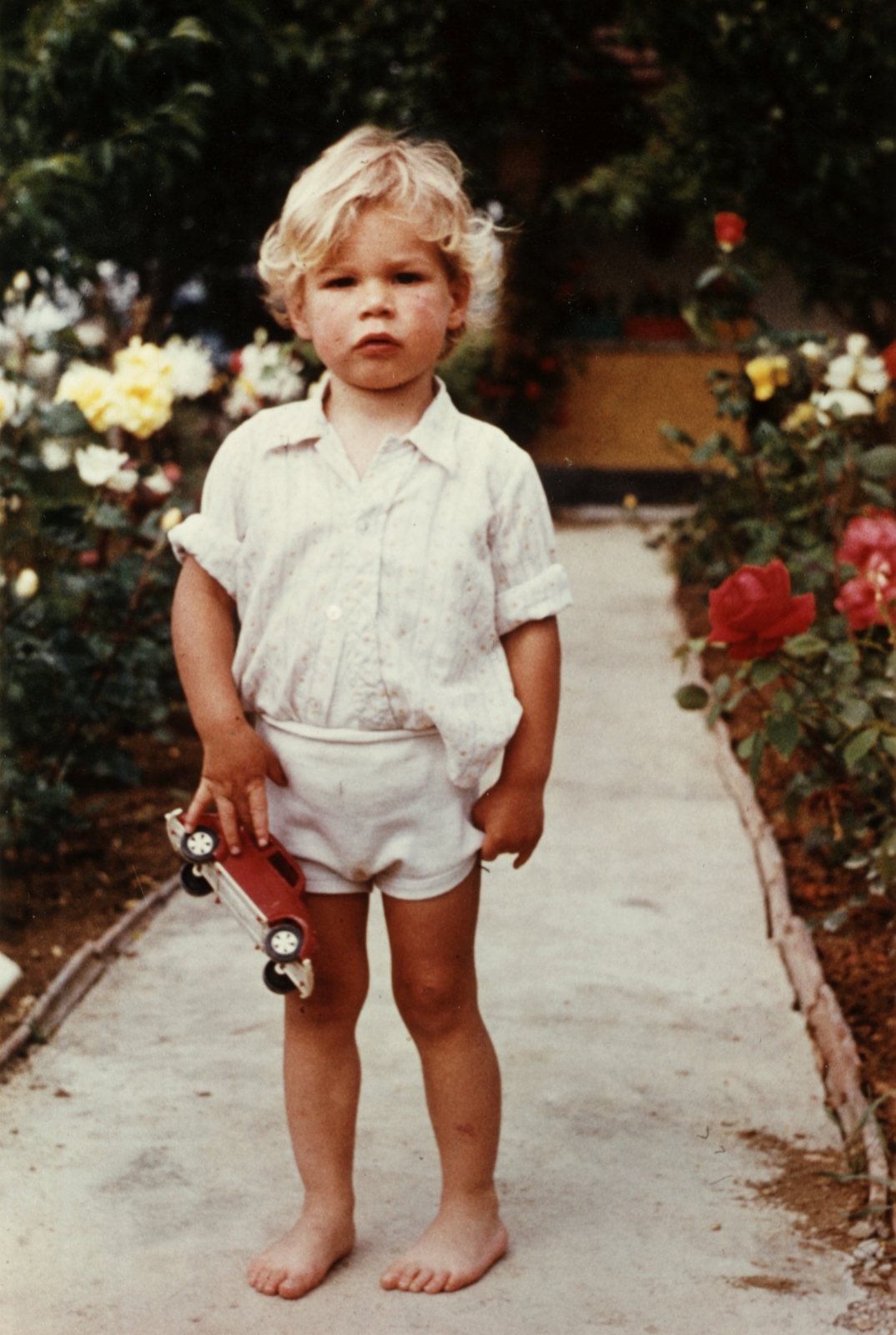 1973, Gesler Péter, colorful, model car, kid, barefoot, Fortepan #92867