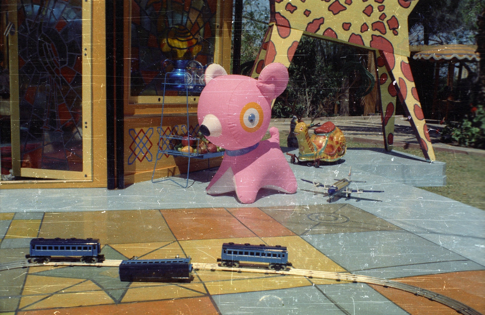 Egypt, 1962, Inkey Tibor, colorful, toy animal, Fortepan #93153