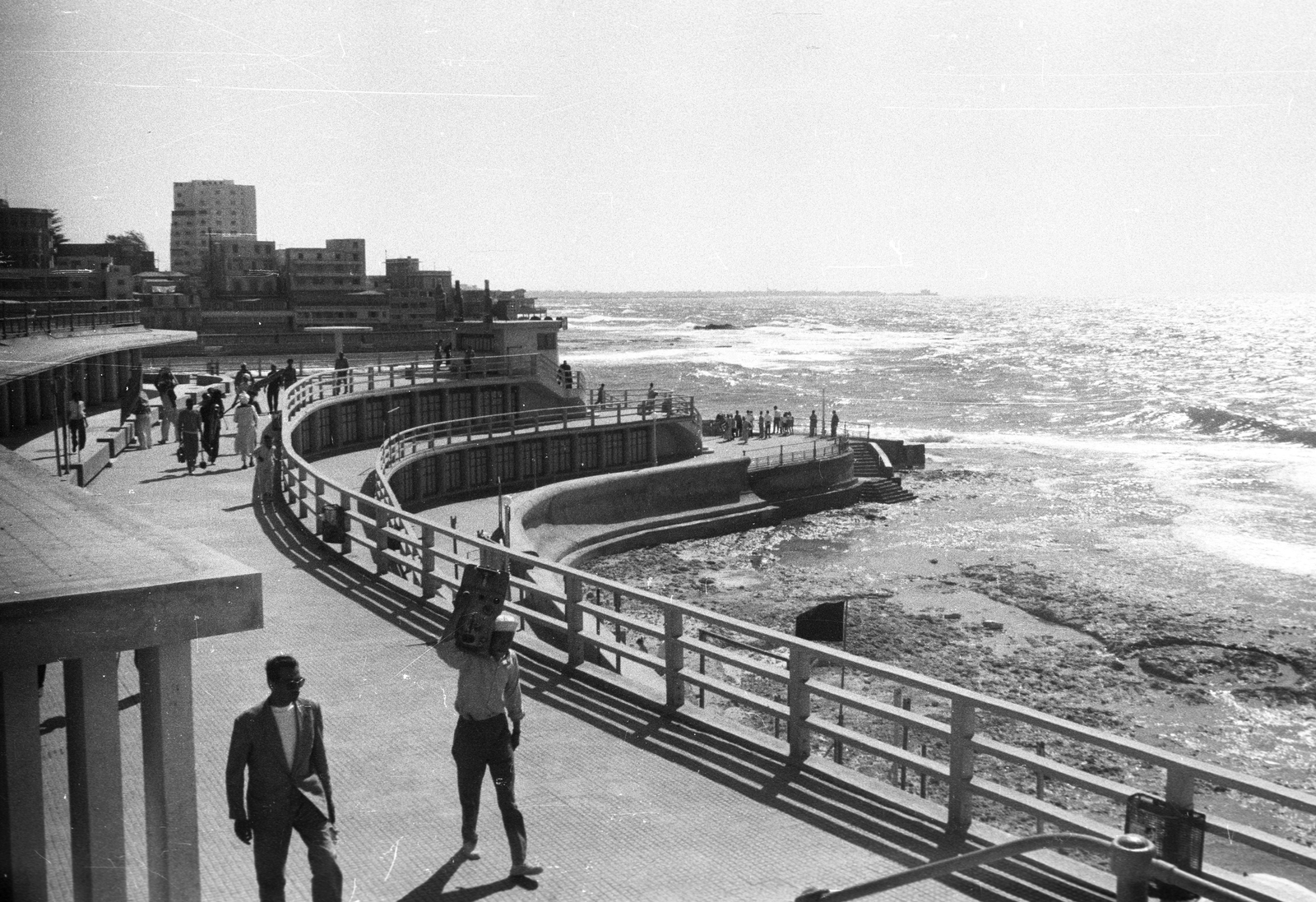 Egyiptom, Alexandria, Stanley-öböl., 1962, Inkey Tibor, látkép, vízpart, korlát, Fortepan #93274