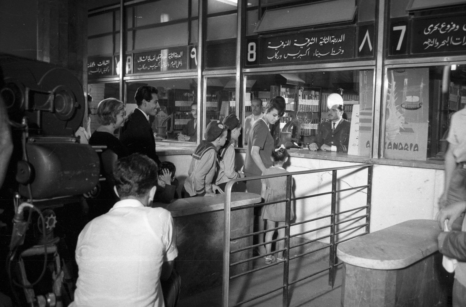 Egypt, a felvétel az Egyiptomi történet című film forgatásakor készült., 1962, Inkey Tibor, filming, movie camera, cashier machine, Fortepan #93278