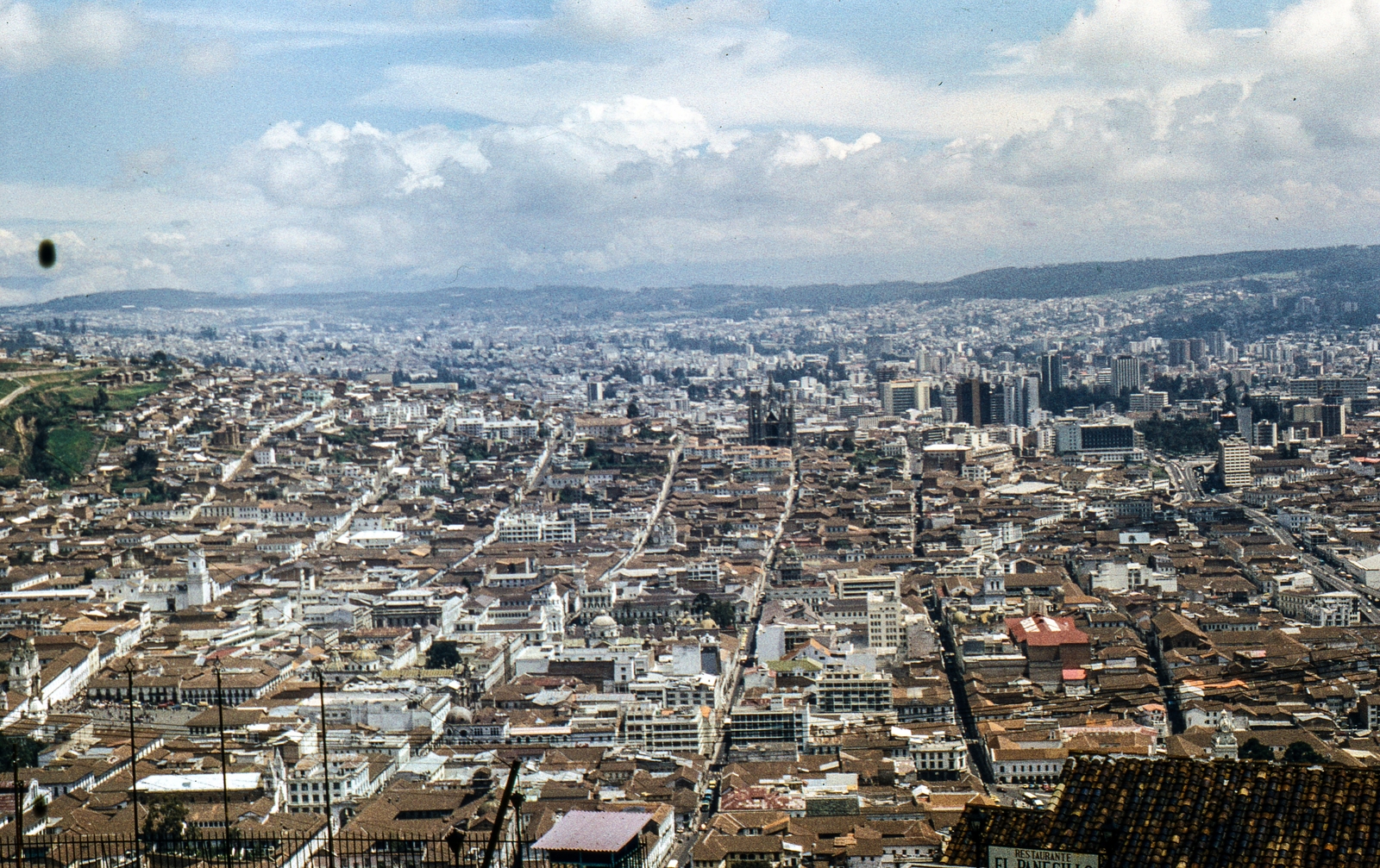 Ecuador, Quito, a város látképe a Panecillo dombról., 1976, LHM, színes, látkép, Fortepan #93565