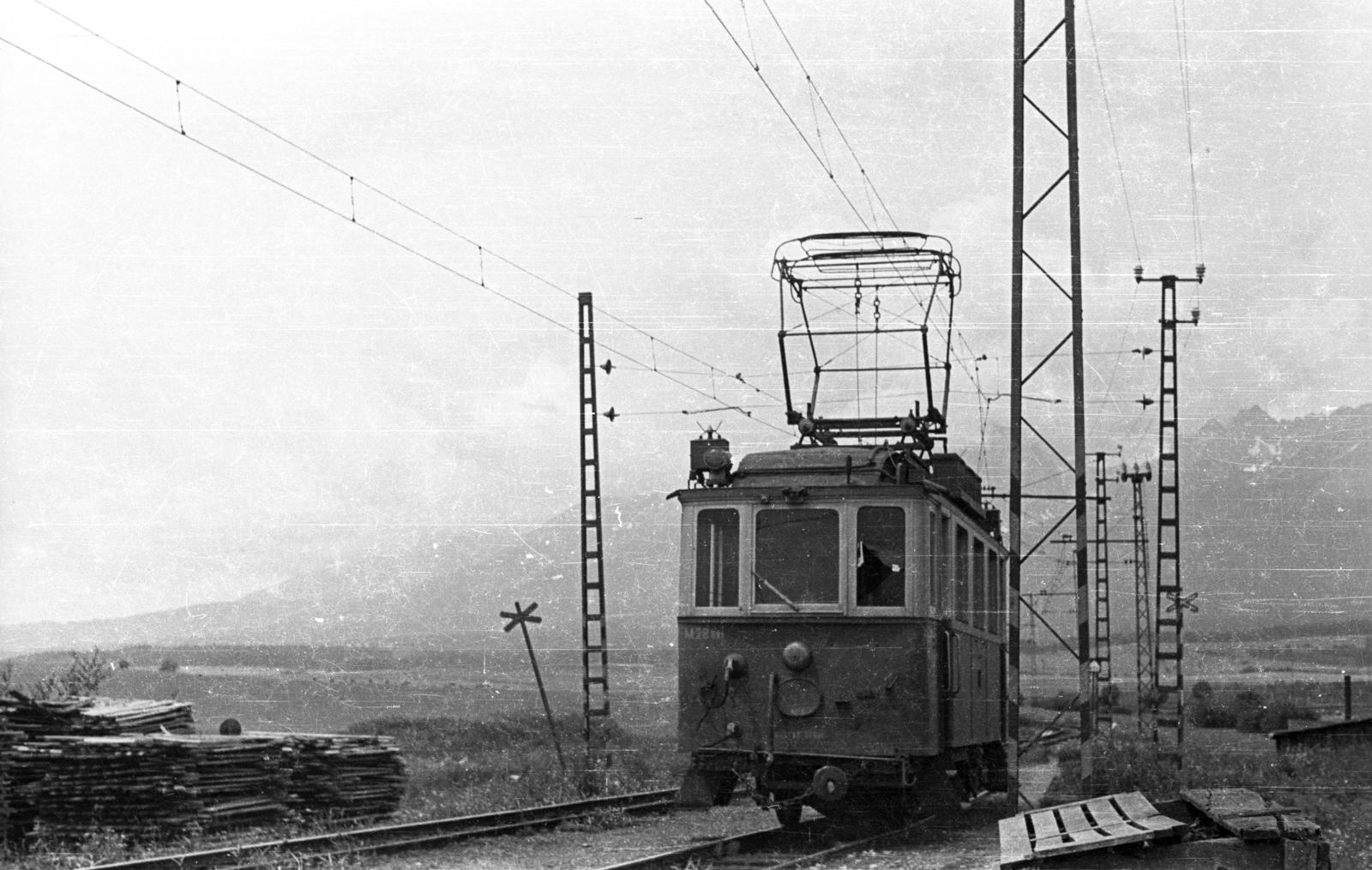 Szlovákia, Poprád, Tátrai Villamos Vasút (TEŽ) a város közelében., 1960, Fortepan/Album004, Csehszlovákia, villamos, Fortepan #93830