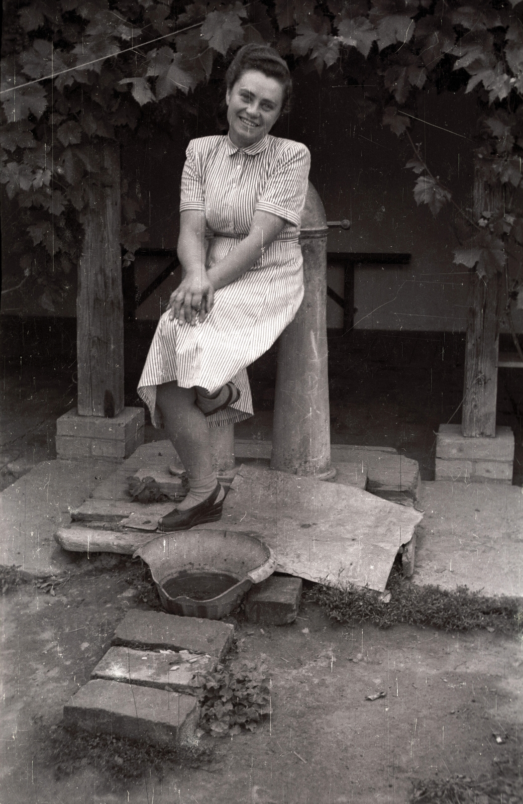 1942, Pálfi András, bower, Fortepan #94010