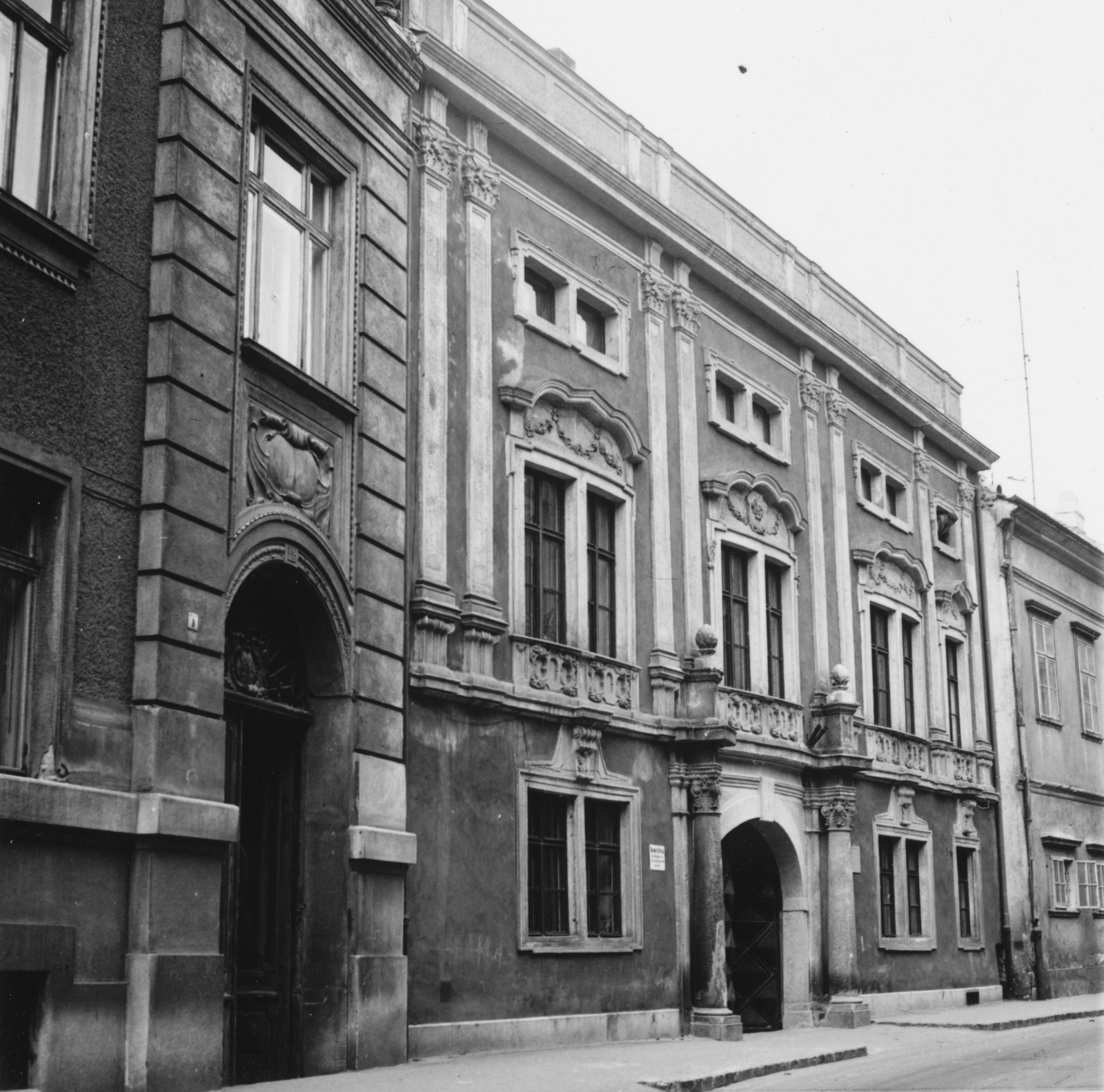 Magyarország, Sopron, Templom utca 6., Bezerédj-ház., 1970, Építésügyi Dokumentációs és Információs Központ, kapu, Fortepan #94244