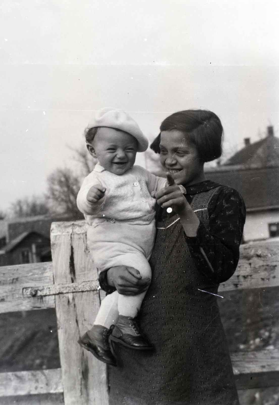 1936, Vaskapu utca, doll, smile, kid, cap, girl, apron, Fortepan #94268