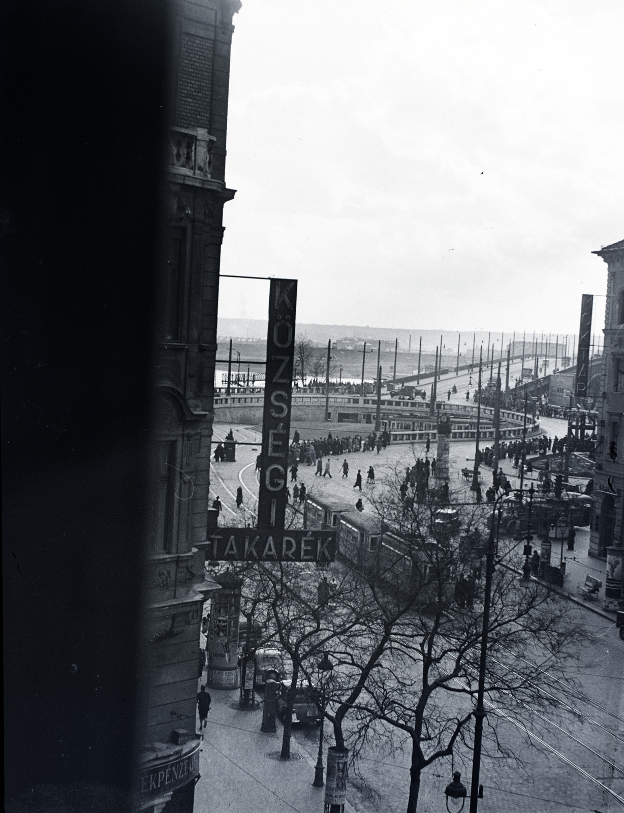 Magyarország, Budapest IX., a Boráros tér és a Petőfi (Horthy Miklós) híd a Ferenc körút - Mester utca saroktól nézve., 1941, Vaskapu utca, Budapest, Duna-híd, Álgyay Hubert Pál-terv, Fortepan #94420