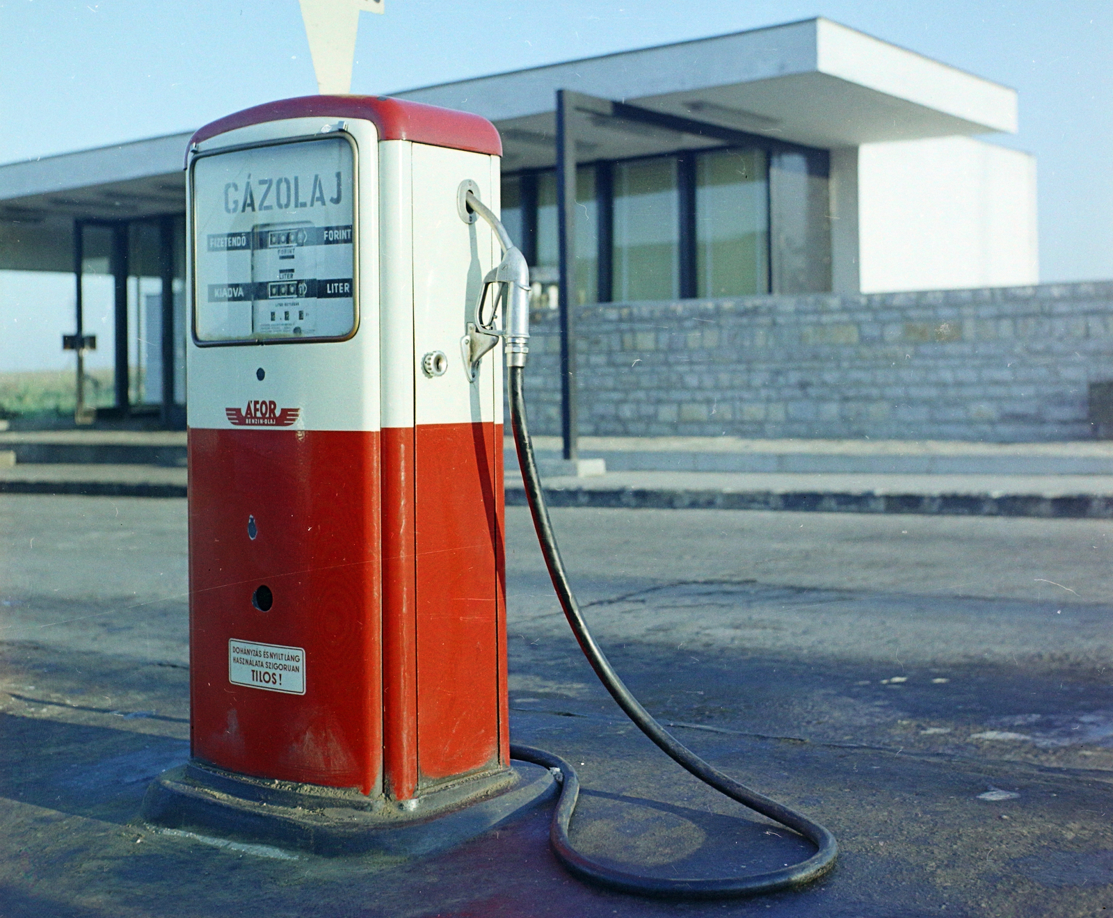 Hungary, 1968, UVATERV, colorful, gas station, Fortepan #94719
