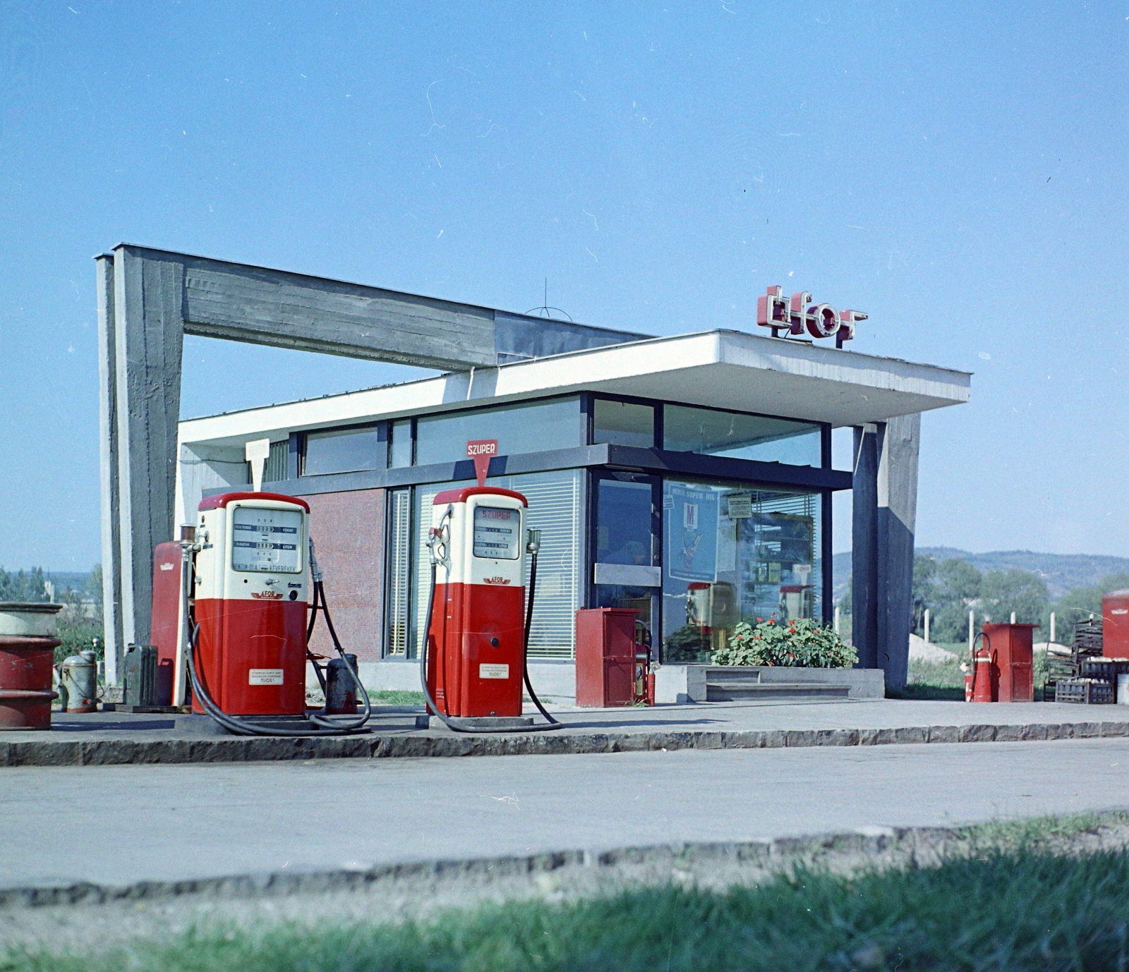 Hungary, 1968, UVATERV, colorful, gas station, Fortepan #94720