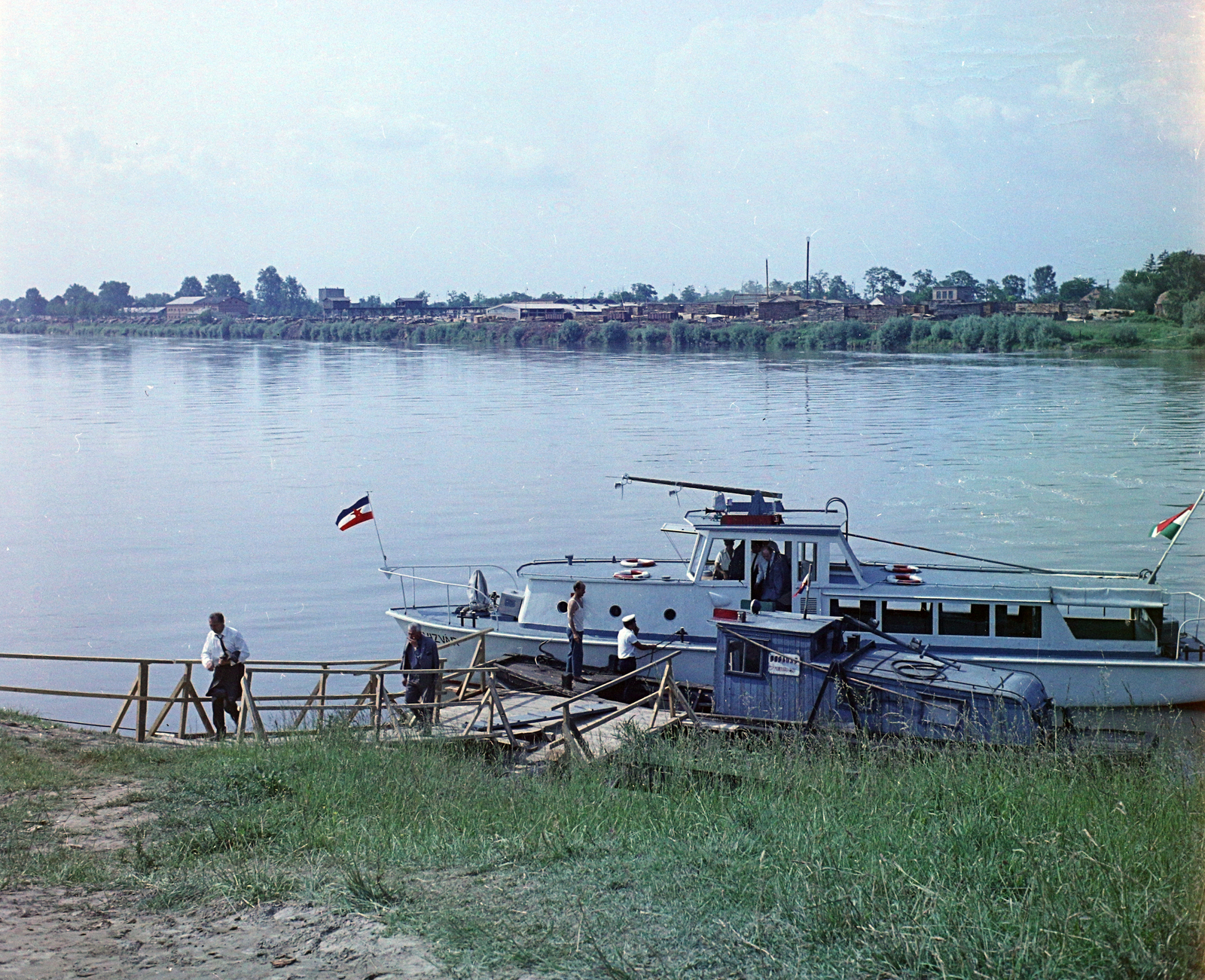 Hungary,Croatia, Barcs, Dráva-part., 1968, UVATERV, ship, colorful, shore, Fortepan #94727