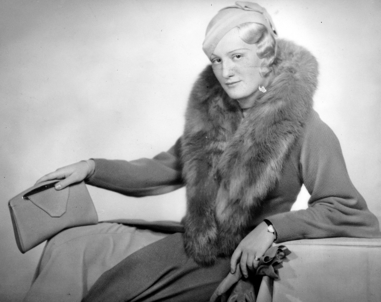 Hungary, Mindszenthy Magda színművésznő., 1938, Fortepan, lady, celebrity, fashion photo, handbag, Fortepan #9504