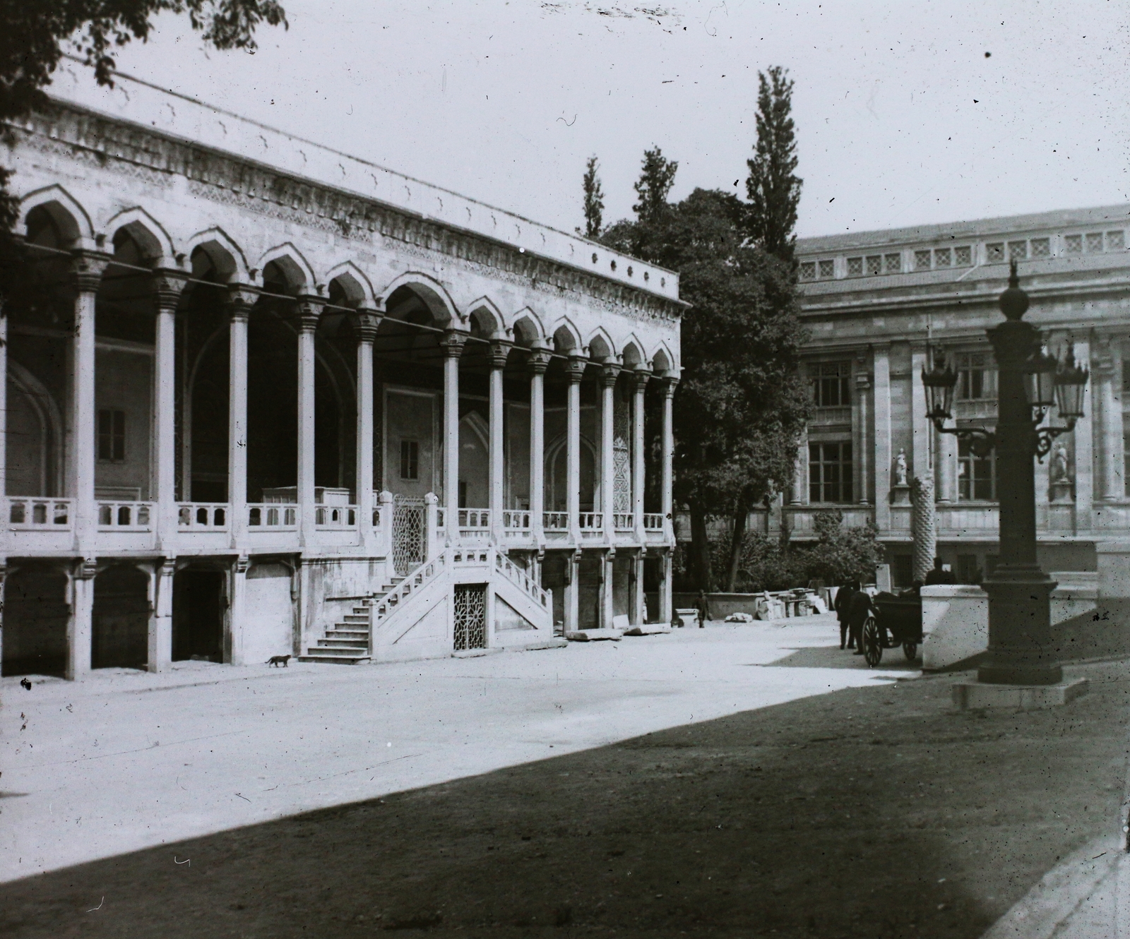 Törökország, Isztambul, a Topkapı palota külső kertje, Csempézett Kioszk (Çinili Köşk), benne az Iszlám Művészet Múzeuma., 1908, Magyar Földrajzi Múzeum / Diagyűjtemény, Oszmán Birodalom, Fortepan #95074