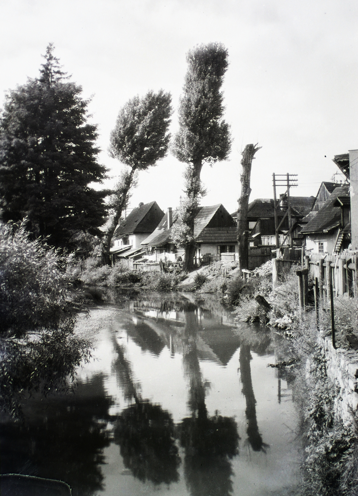 Slovakia, Spišská Nová Ves, tímárnegyed., 1929, Schermann Ákos, Schermann Szilárd, Czechoslovakia, water surface, reflection, Fortepan #95367