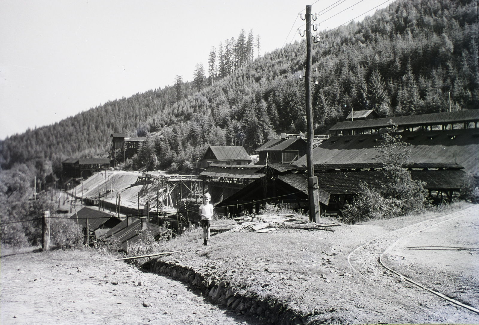 Slovakia, Hnilčík, Bindt vasércbánya-telep (ekkor önálló, ma a község része), vasércosztályozó., 1929, Schermann Ákos, Schermann Szilárd, Czechoslovakia, factory, Fortepan #95374