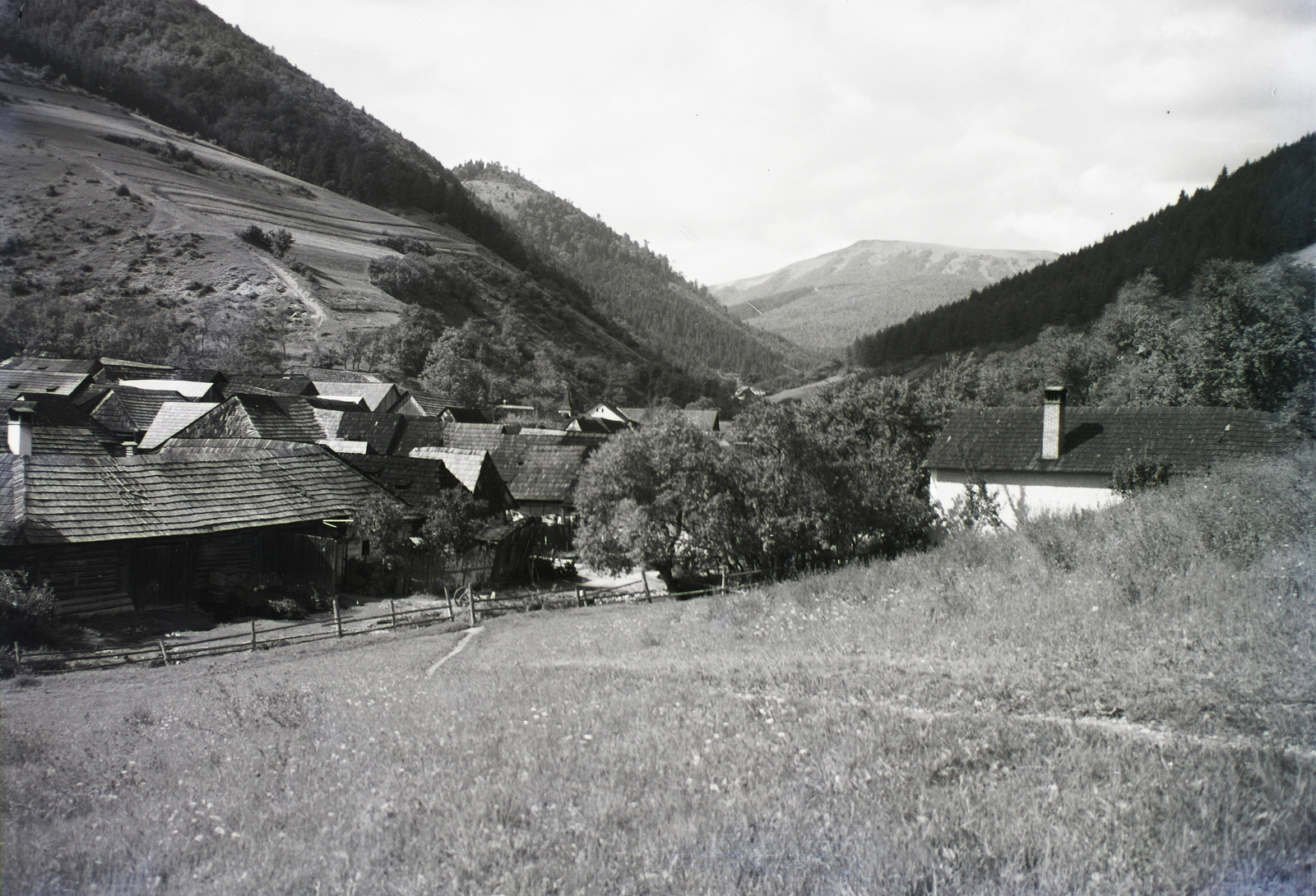 Slovakia, Hiadeľ, 1930, Schermann Ákos, Schermann Szilárd, Czechoslovakia, landscape, Fortepan #95417