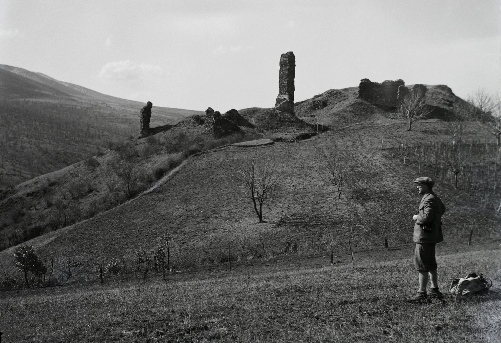 Magyarország, Pásztó, Hasznos (ekkor önálló, ma a város része), várrom., 1932, Schermann Ákos, Schermann Szilárd, várrom, Fortepan #95456