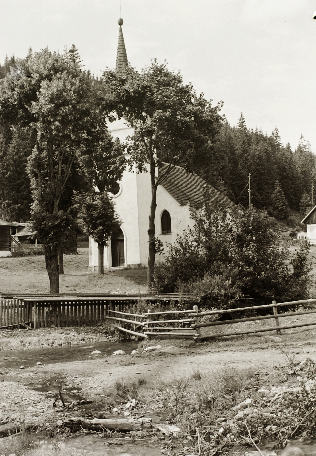 Slovakia, Mlynky, Rosszmalom (ekkor önálló, ma a község része), katolikus templom., 1938, Schermann Ákos, Schermann Szilárd, Czechoslovakia, church, Fortepan #95608