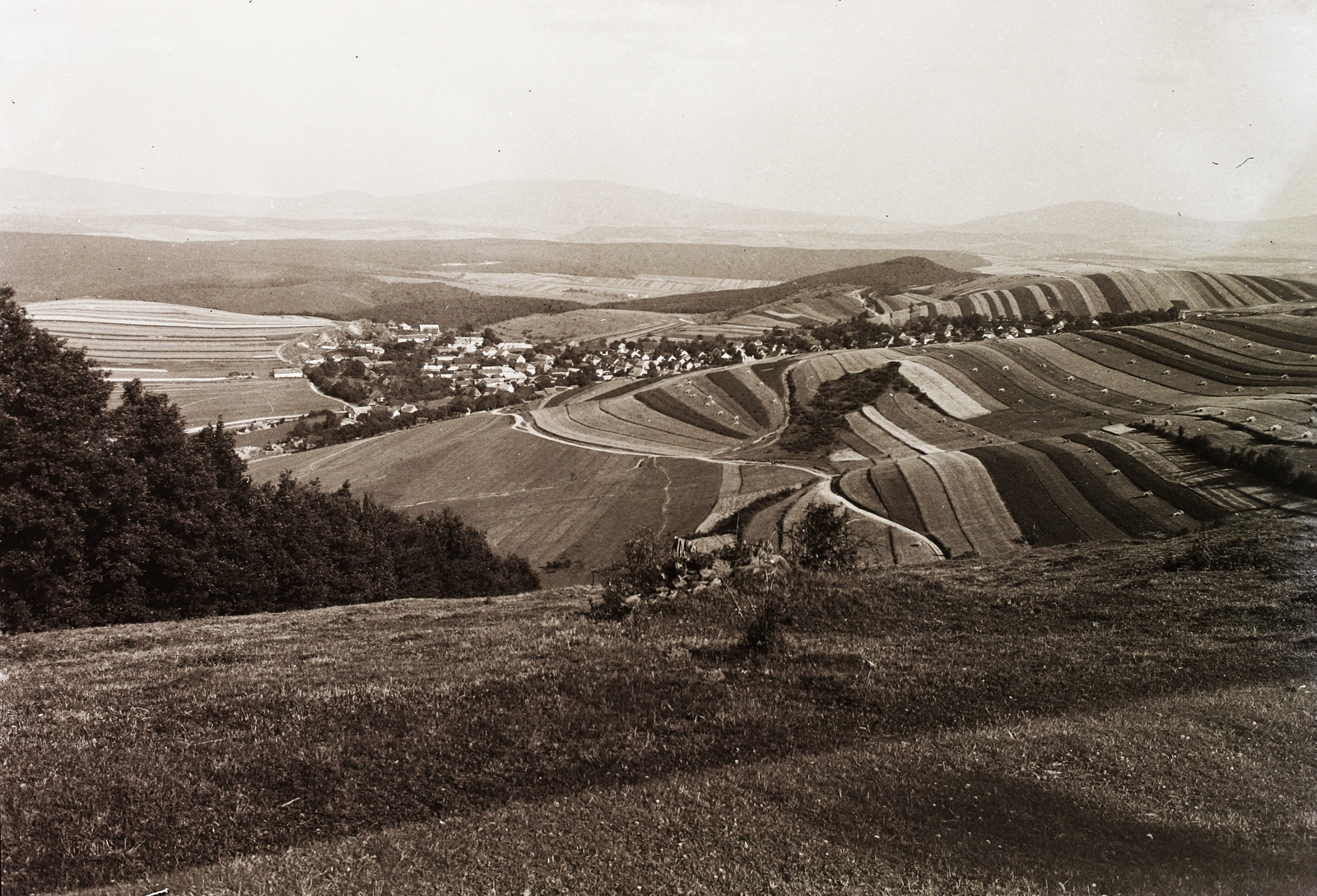 Slovakia, Košice, Kavocsán (ekkor önálló, ma a város része) látképe., 1942, Schermann Ákos, Schermann Szilárd, landscape, picture, Fortepan #95662