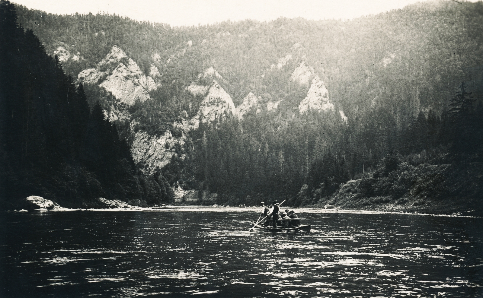 Slovakia,Poland, tutajozás a Dunajec folyón., 1928, Schermann Ákos, river, raft, Fortepan #95802