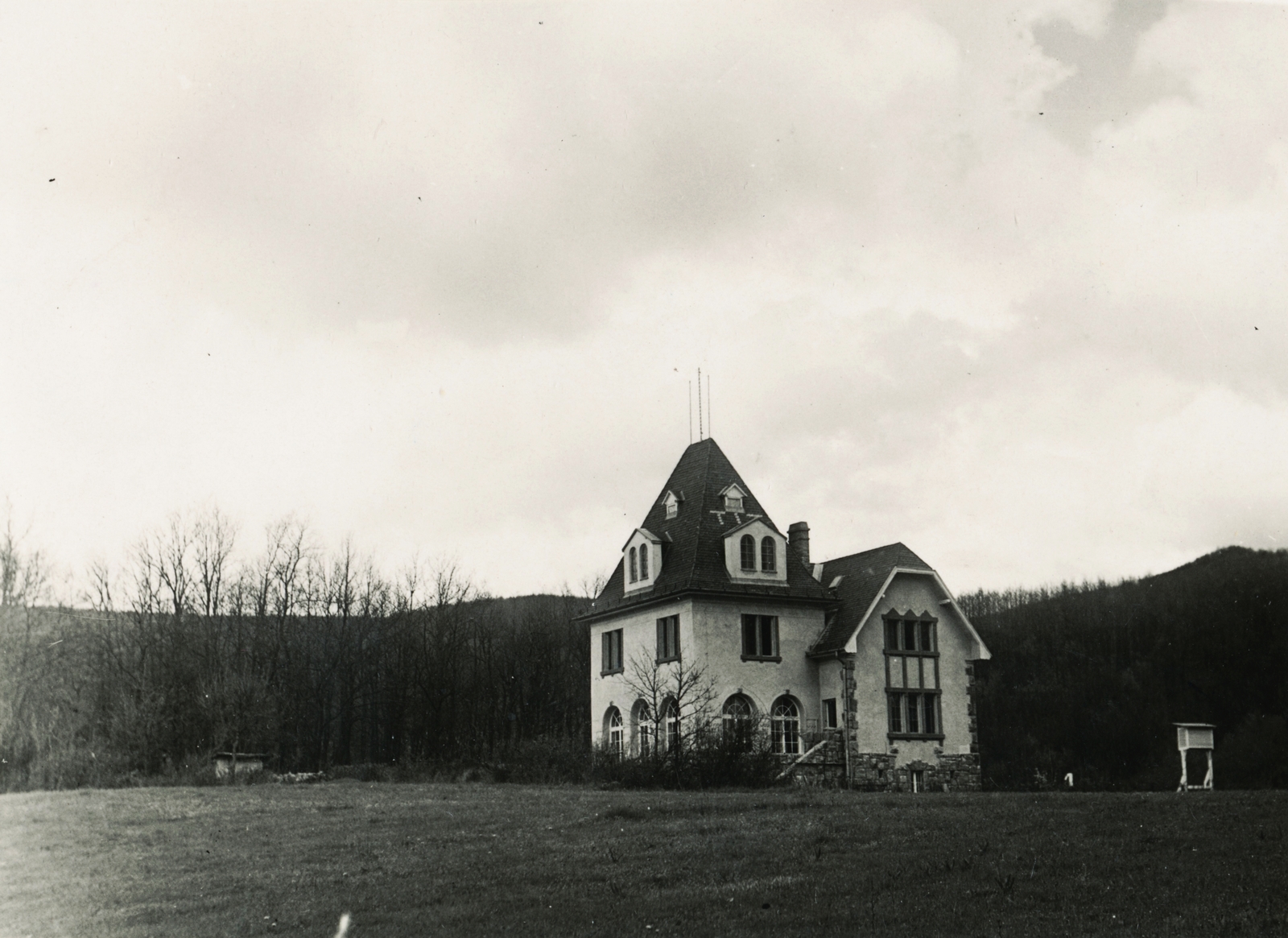 Hungary, Kóspallag, Kisinóci turistaház., 1932, Schermann Ákos, tourism, weather station, Fortepan #95835