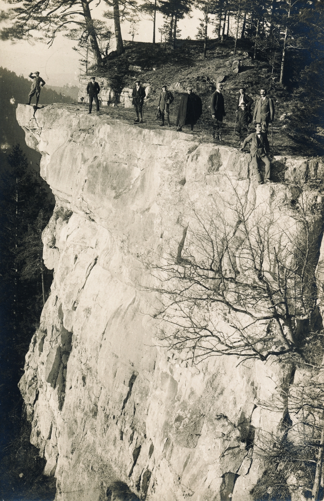 Slovakia, Slovak Paradise National Park, Spišské Tomášovce, Tamásfalvi kilátó., 1928, Schermann Ákos, Czechoslovakia, crag, Fortepan #95887