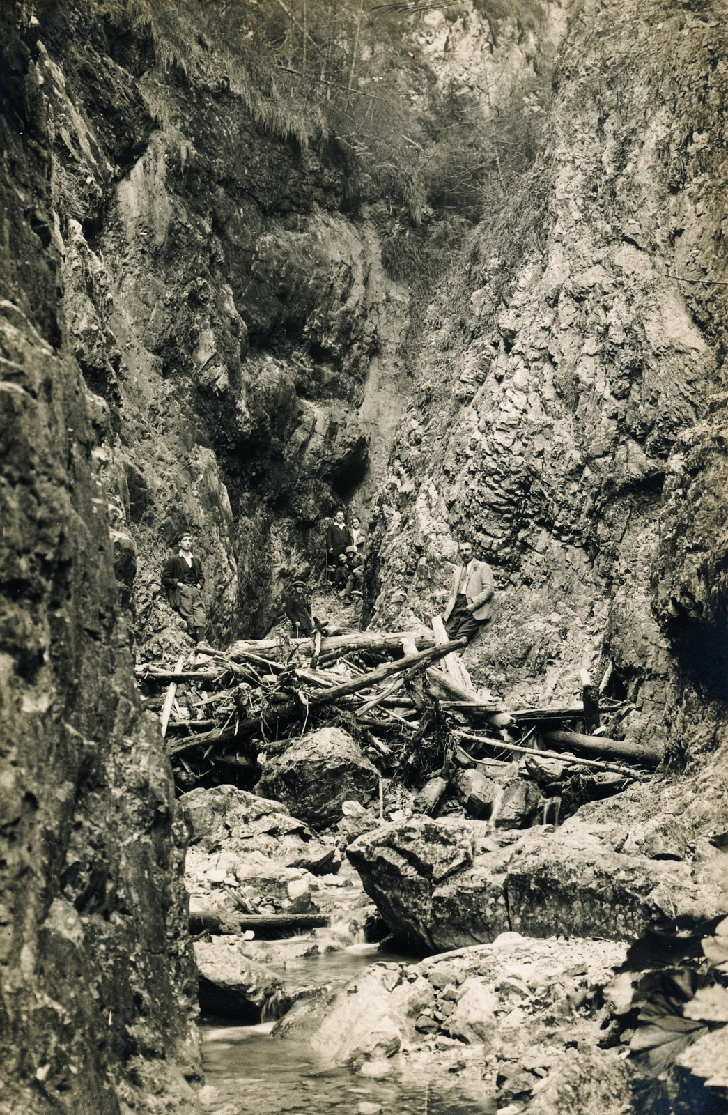 Slovakia, Slovak Paradise National Park, Kiszel-patak völgye, első torlasz., 1928, Schermann Ákos, Czechoslovakia, relaxation, Fortepan #95890